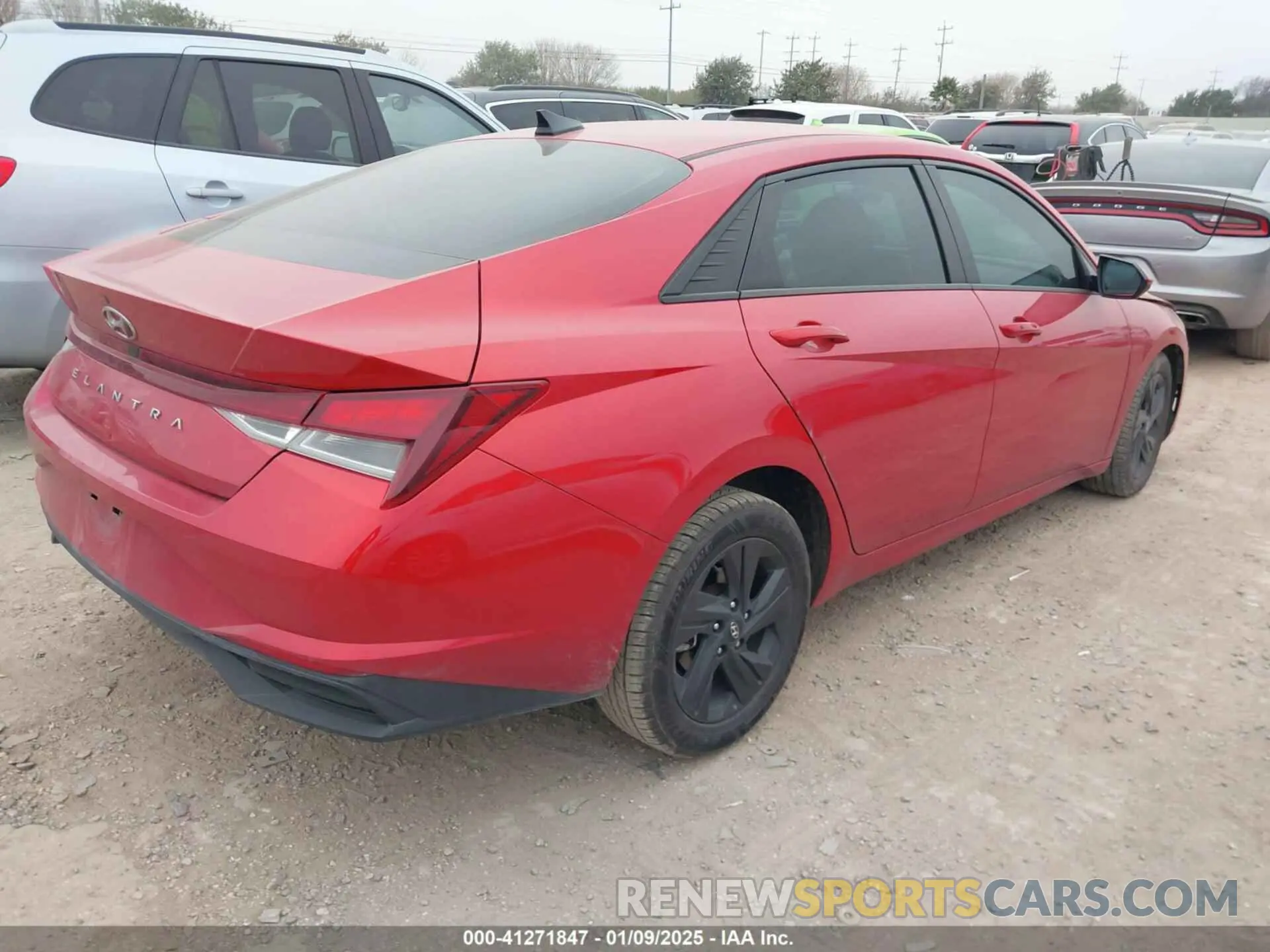 4 fotografías del automóvil dañado 5NPLM4AG9NH063936 HYUNDAI ELANTRA 2022