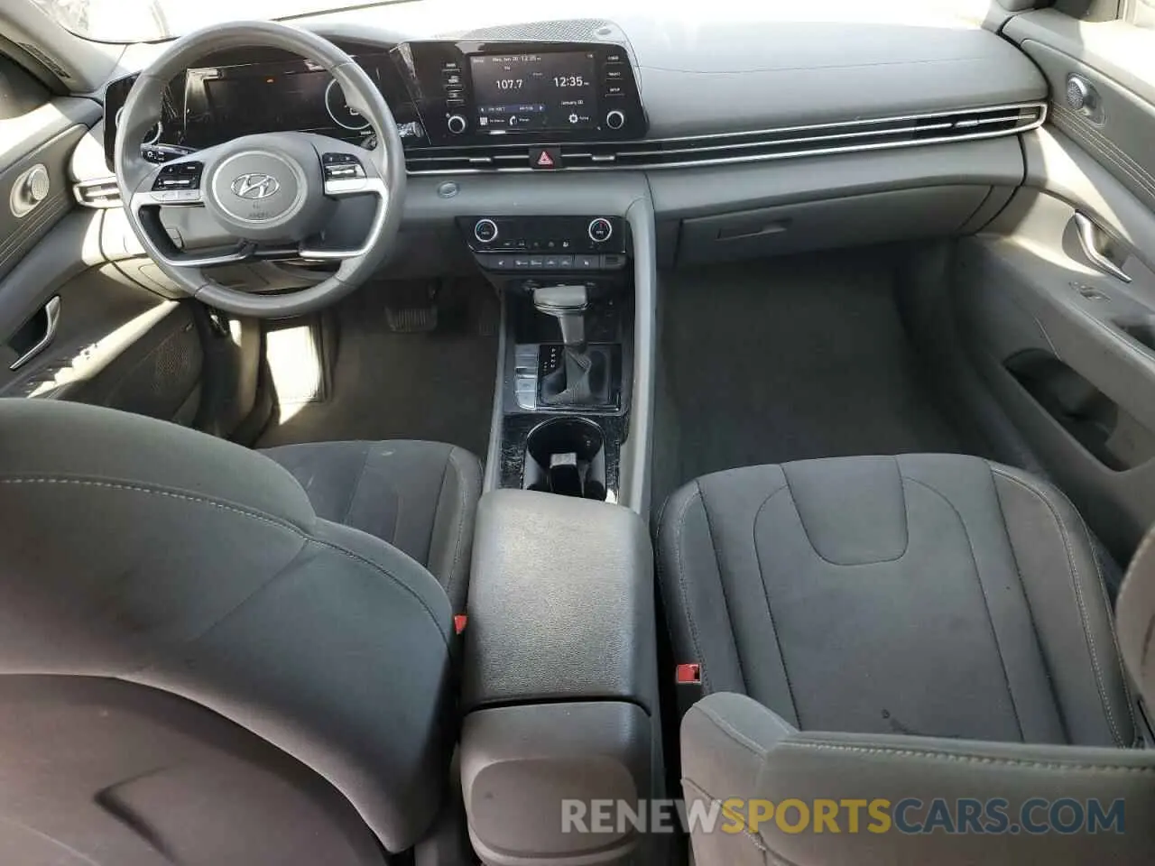 8 fotografías del automóvil dañado 5NPLN4AG4NH058950 HYUNDAI ELANTRA 2022