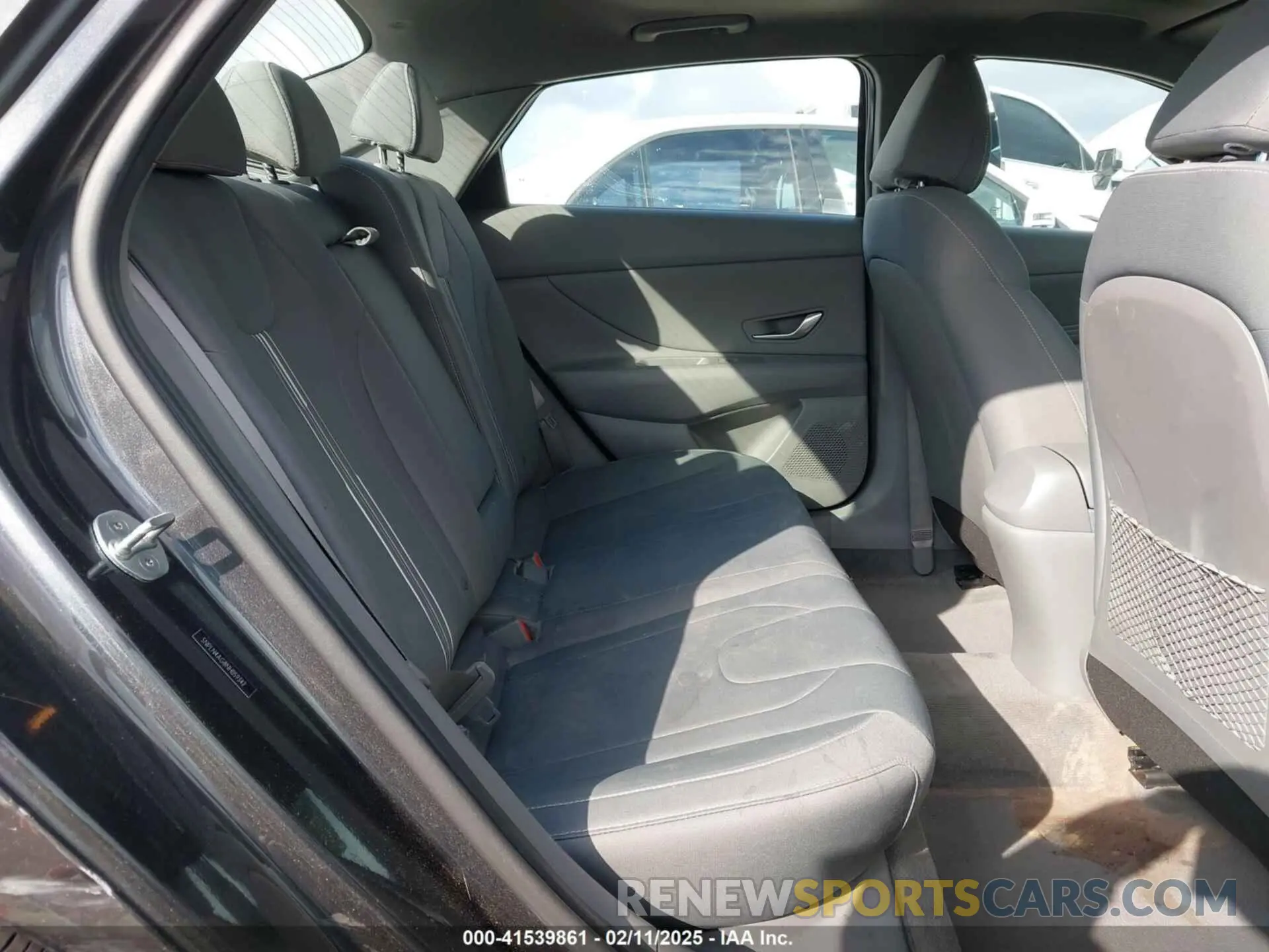 8 fotografías del automóvil dañado 5NPLN4AG8NH059342 HYUNDAI ELANTRA 2022