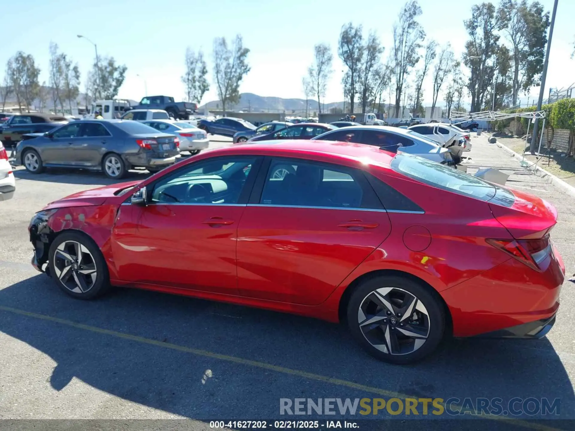 14 fotografías del automóvil dañado 5NPLN4AG9NH082970 HYUNDAI ELANTRA 2022