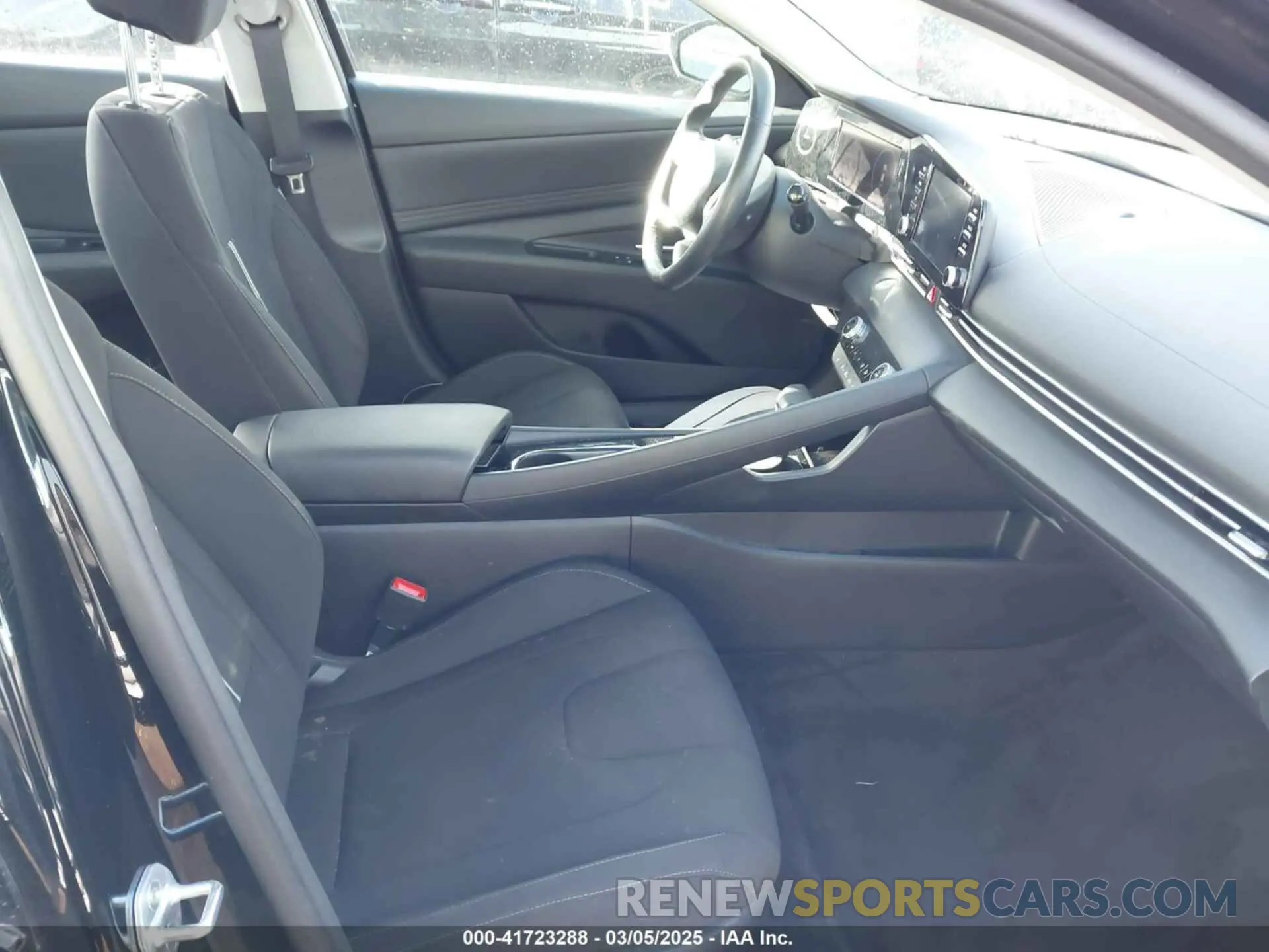 5 fotografías del automóvil dañado 5NPLN4AGXNH069077 HYUNDAI ELANTRA 2022