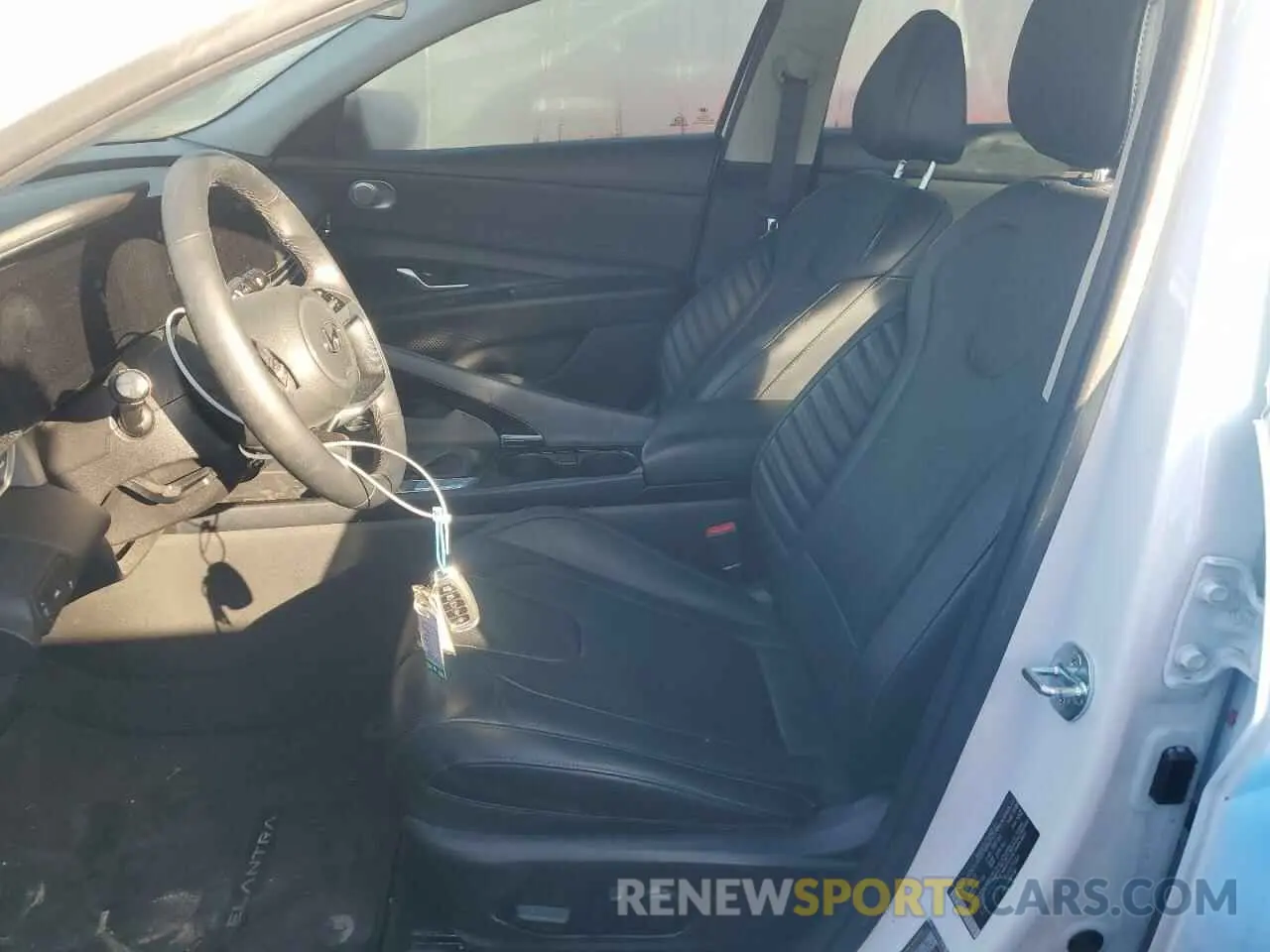 7 fotografías del automóvil dañado 5NPLP4AG2NH075546 HYUNDAI ELANTRA 2022