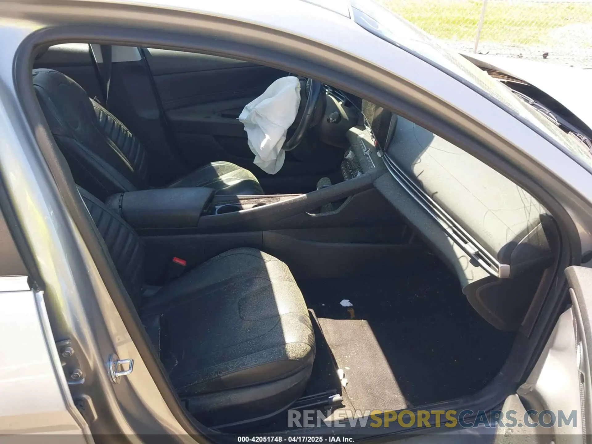 5 fotografías del automóvil dañado 5NPLP4AG8NH078032 HYUNDAI ELANTRA 2022