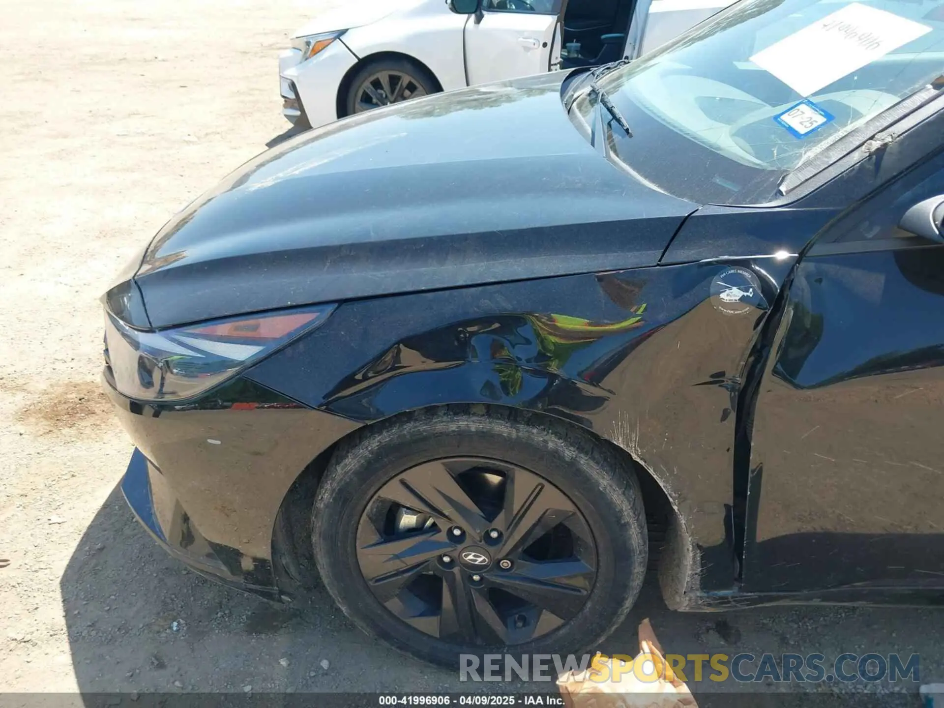 16 fotografías del automóvil dañado 5NPLS4AG0NH054886 HYUNDAI ELANTRA 2022