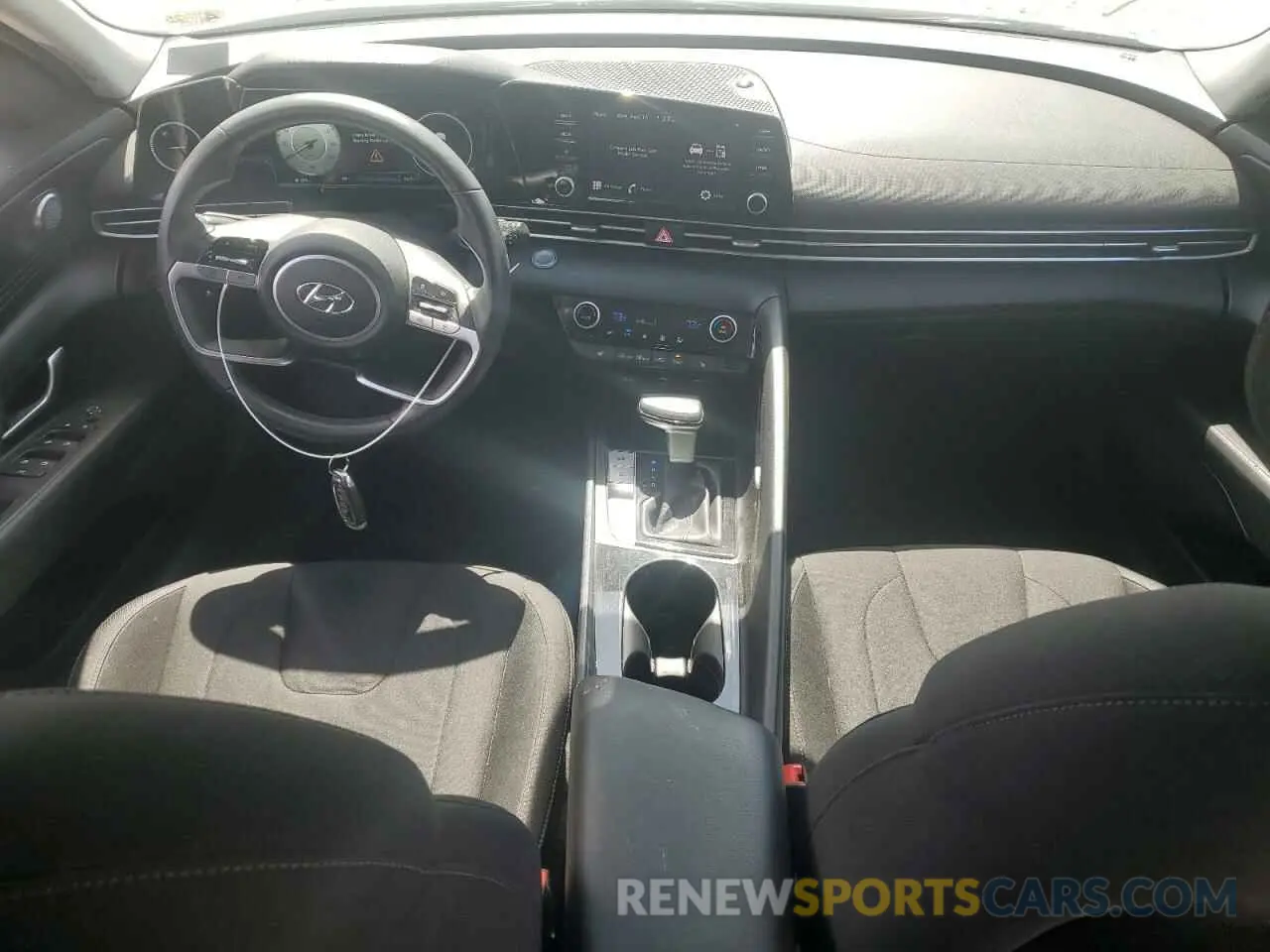 8 fotografías del automóvil dañado 5NPLS4AG6NH064760 HYUNDAI ELANTRA 2022