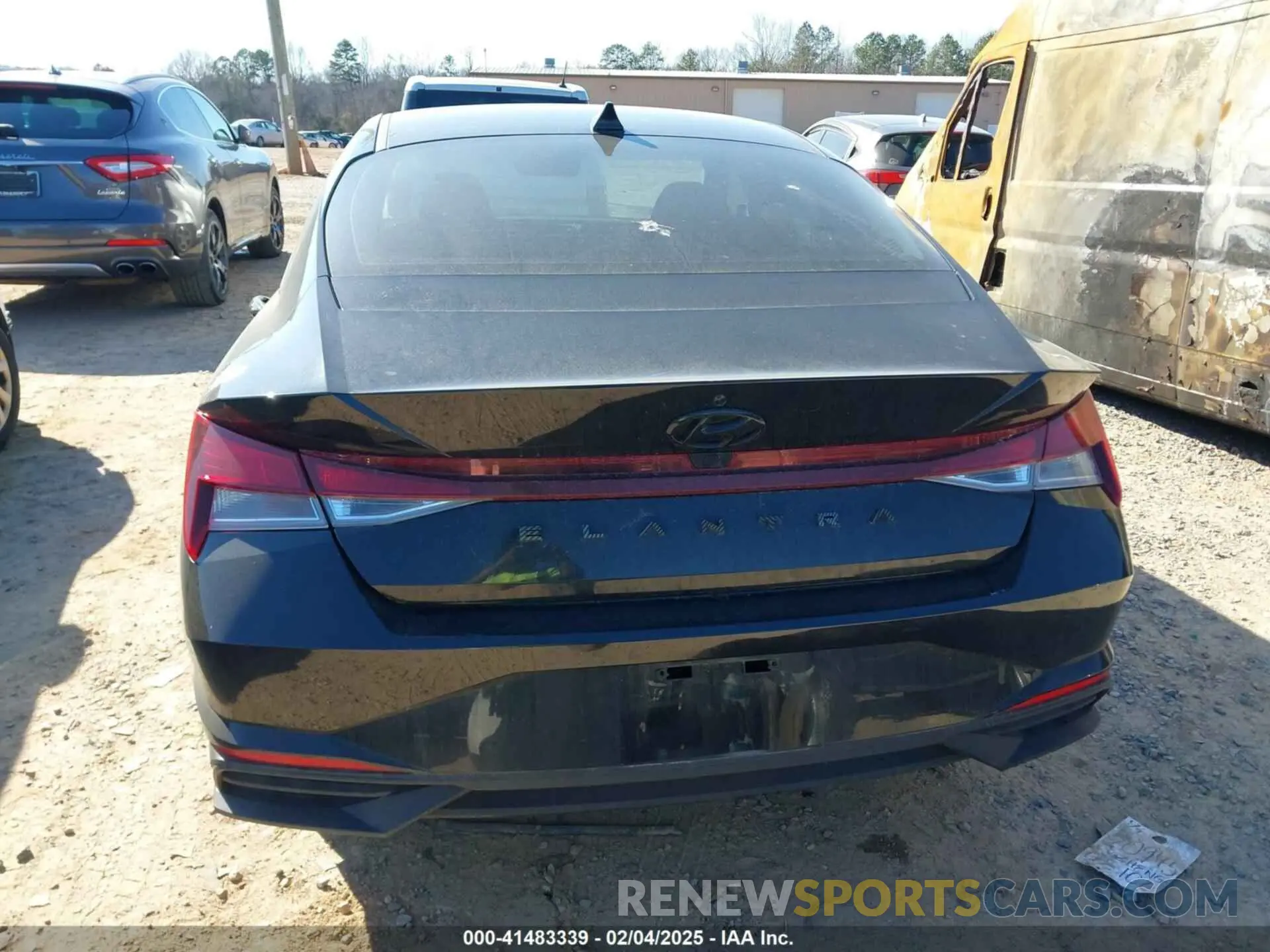 15 fotografías del automóvil dañado 5NPLS4AG8NH086713 HYUNDAI ELANTRA 2022