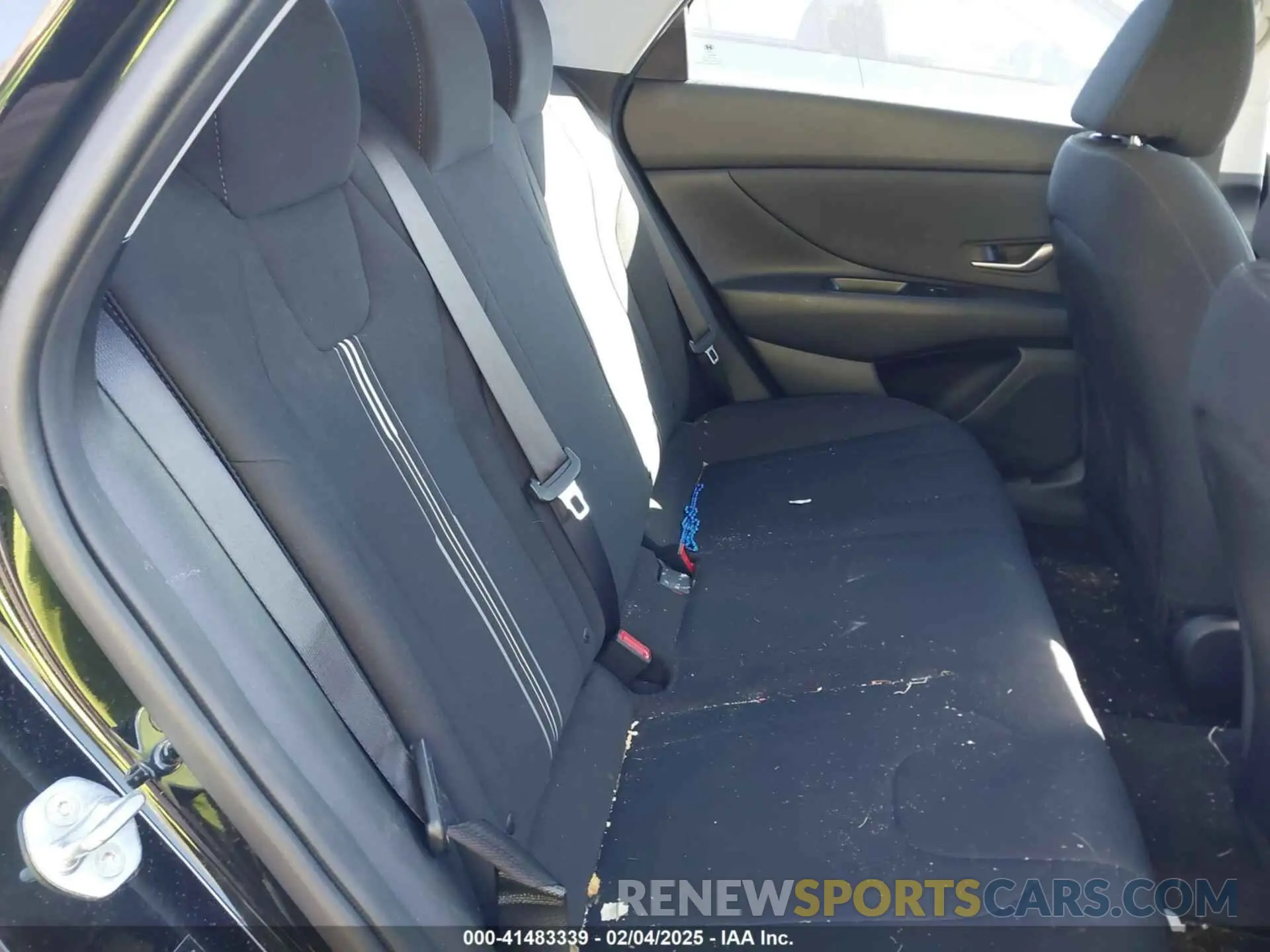 8 fotografías del automóvil dañado 5NPLS4AG8NH086713 HYUNDAI ELANTRA 2022