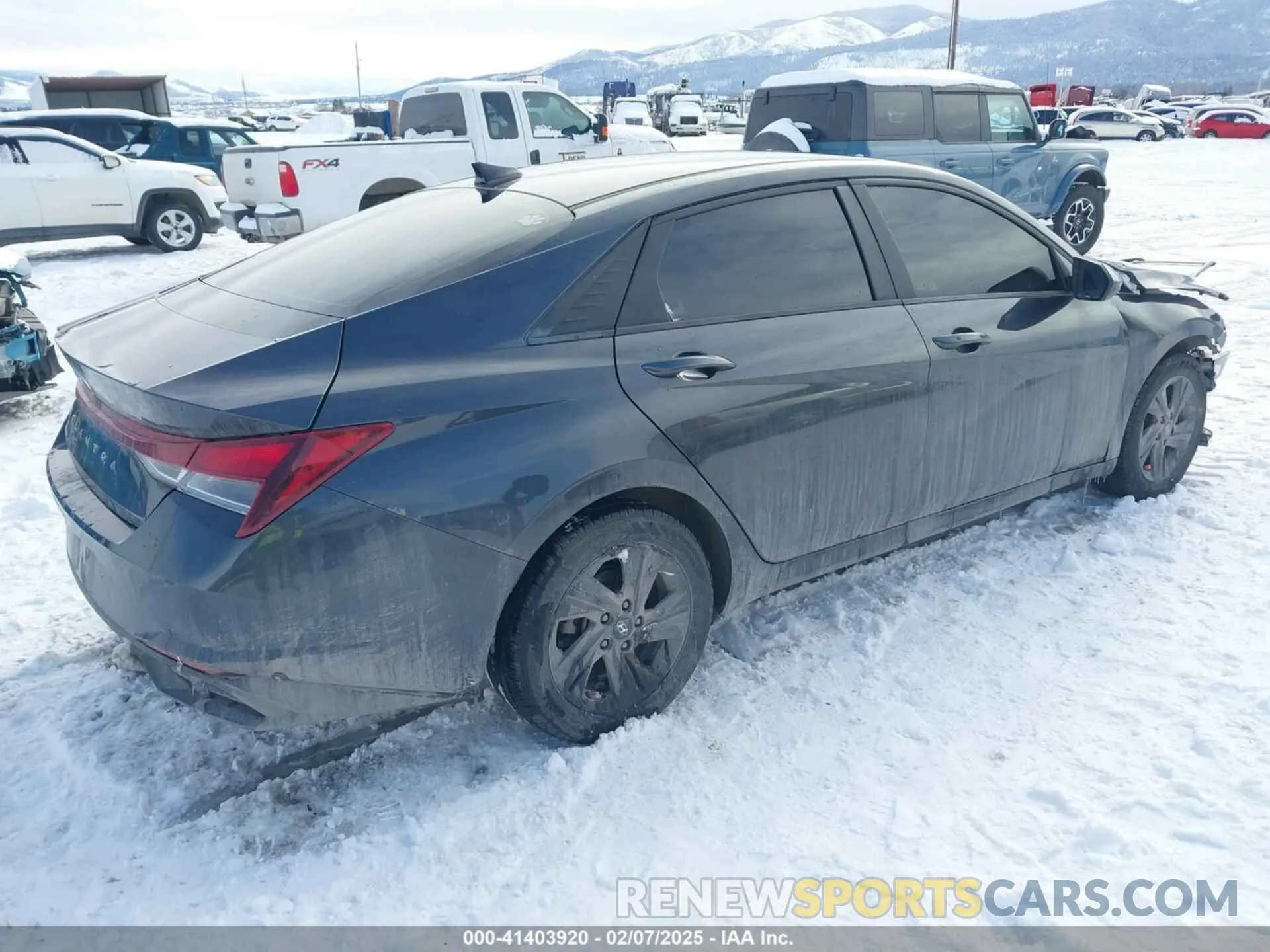 4 fotografías del automóvil dañado 5NPLS4AG9NH056524 HYUNDAI ELANTRA 2022