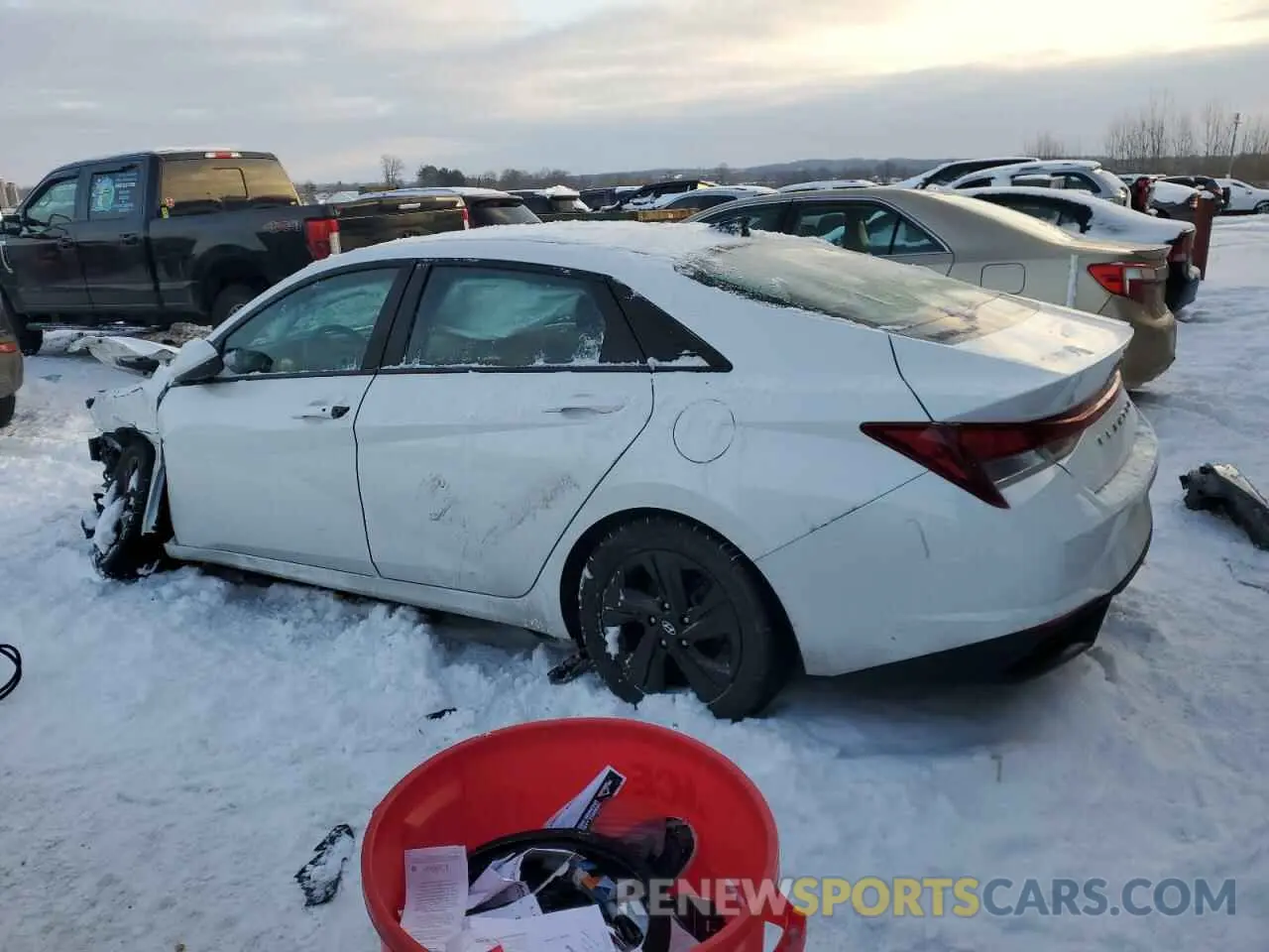2 fotografías del automóvil dañado 5NPLS4AG9NH059780 HYUNDAI ELANTRA 2022