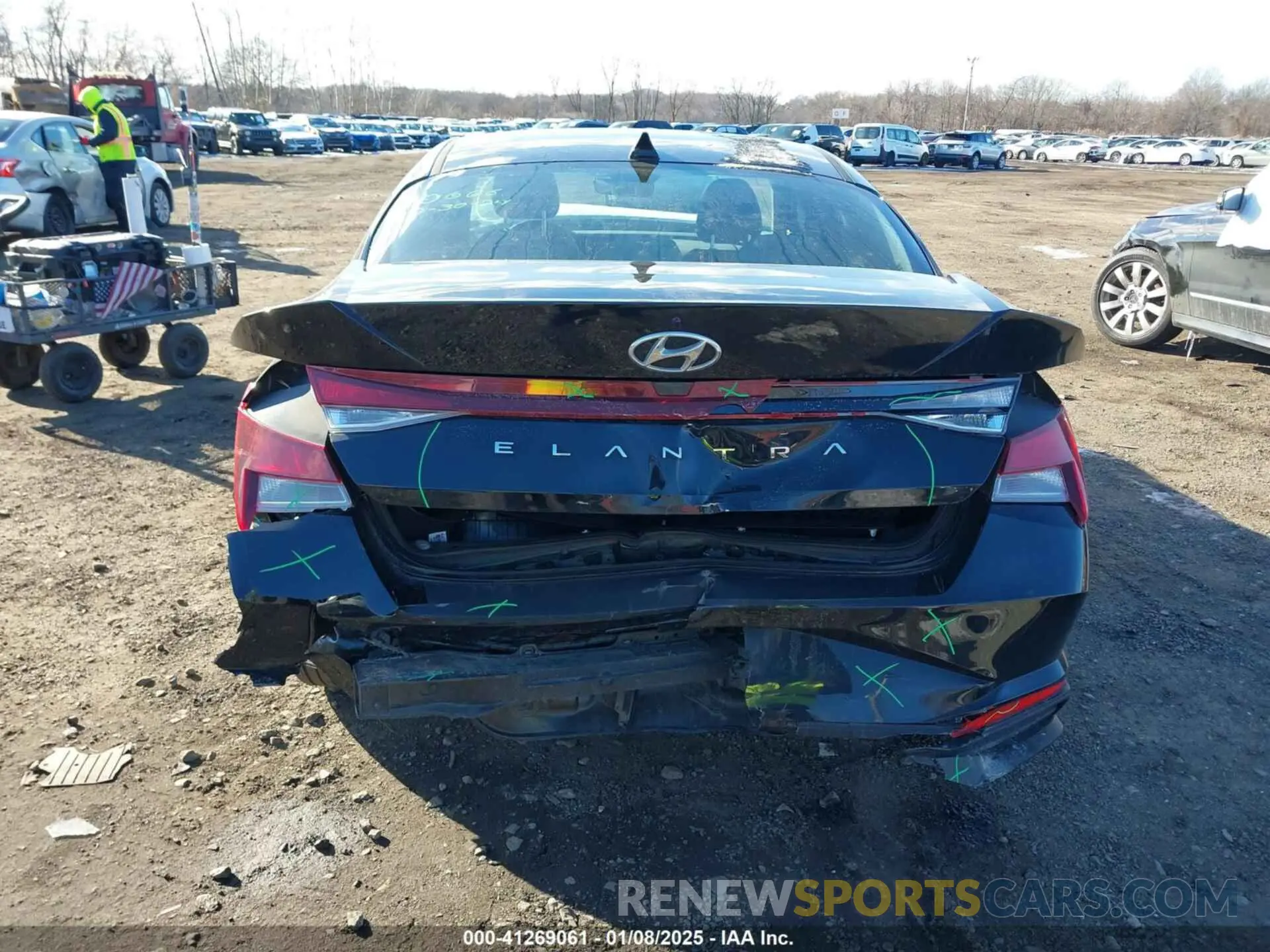 16 fotografías del automóvil dañado KMHLL4AG5NU357533 HYUNDAI ELANTRA 2022