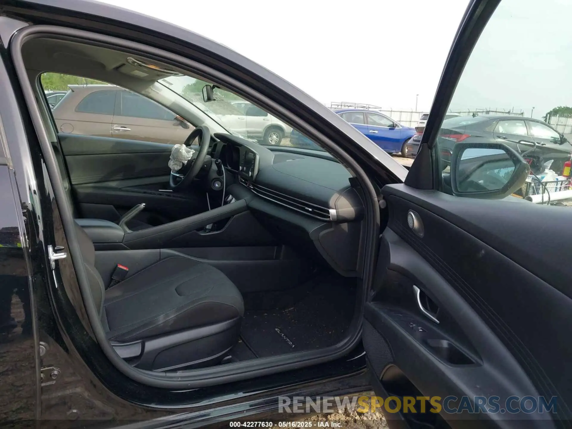 5 fotografías del automóvil dañado KMHLL4AG8NU307970 HYUNDAI ELANTRA 2022