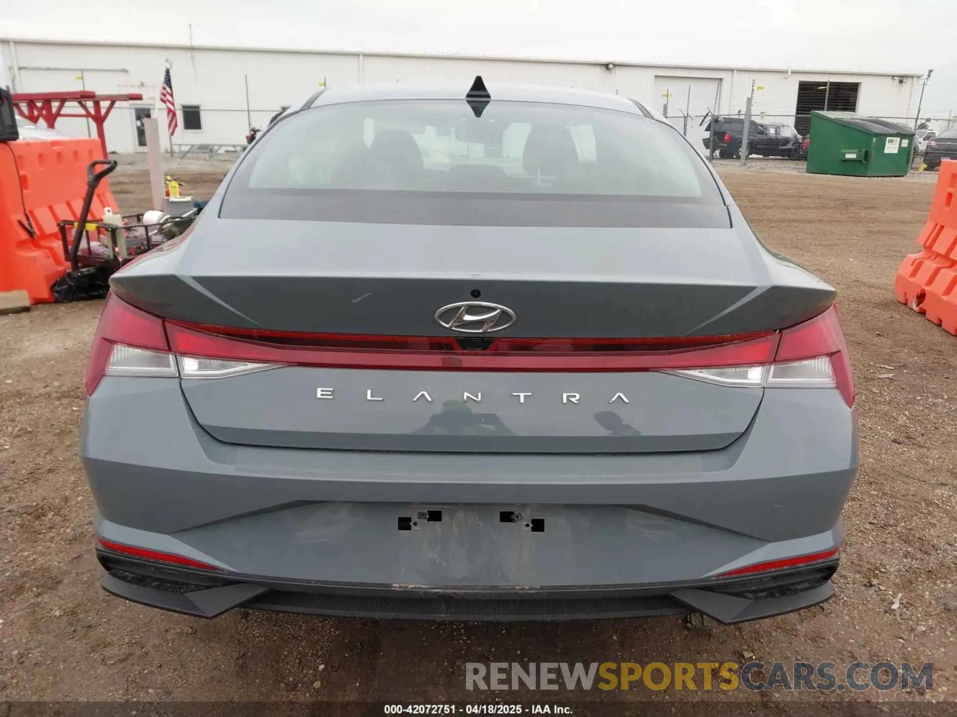 16 fotografías del automóvil dañado KMHLM4AG0NU343939 HYUNDAI ELANTRA 2022