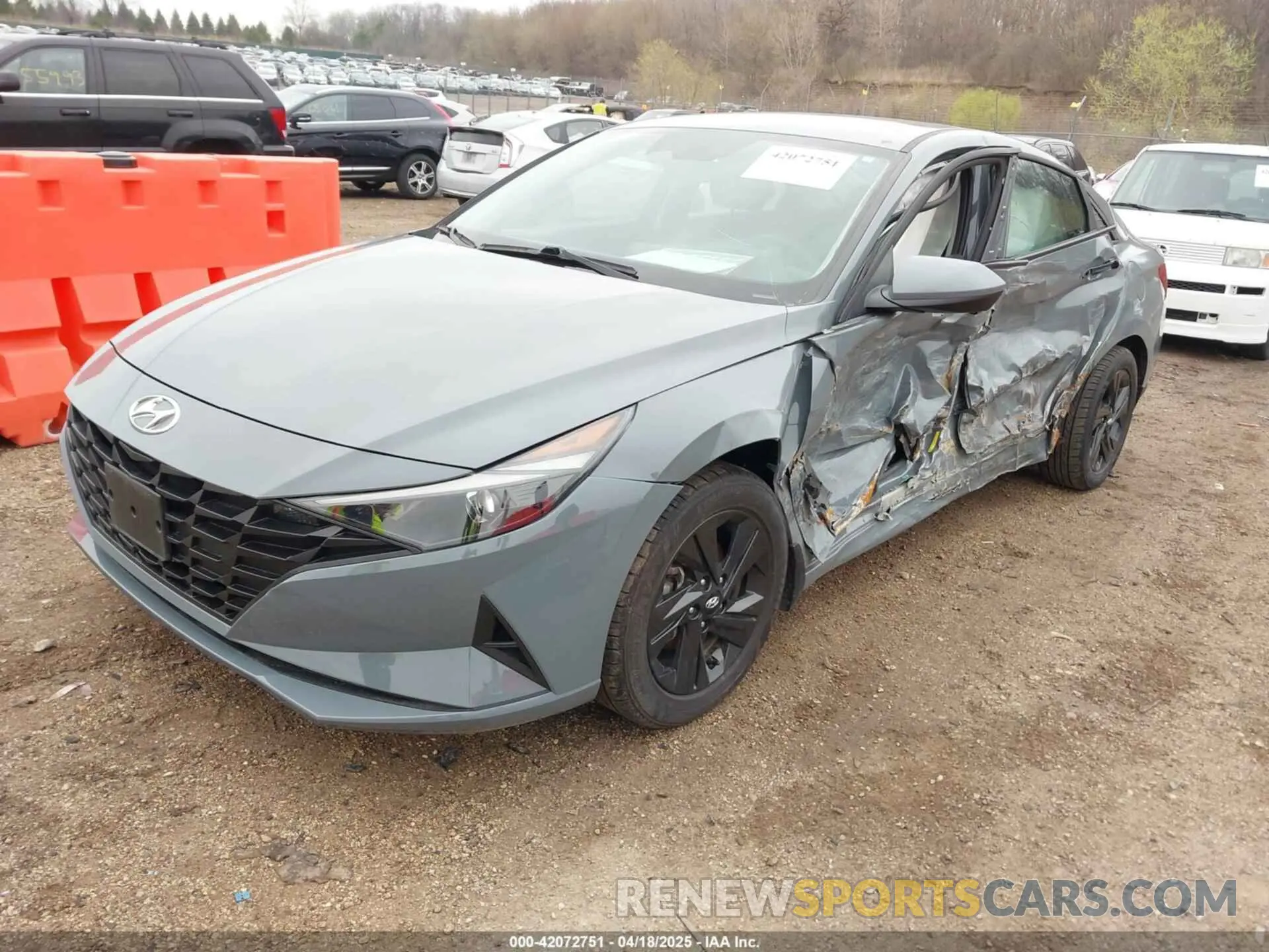 2 fotografías del automóvil dañado KMHLM4AG0NU343939 HYUNDAI ELANTRA 2022