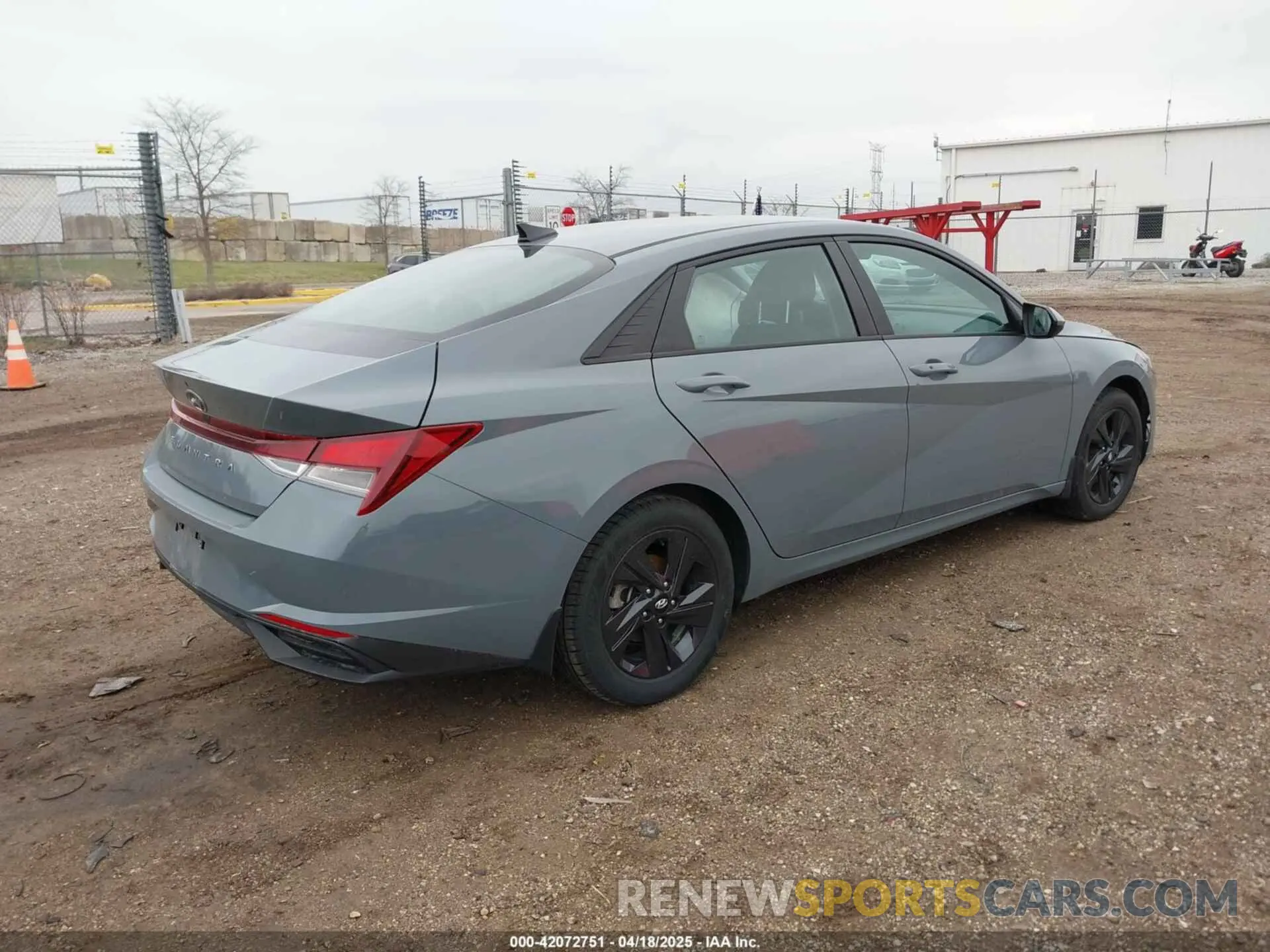 4 fotografías del automóvil dañado KMHLM4AG0NU343939 HYUNDAI ELANTRA 2022