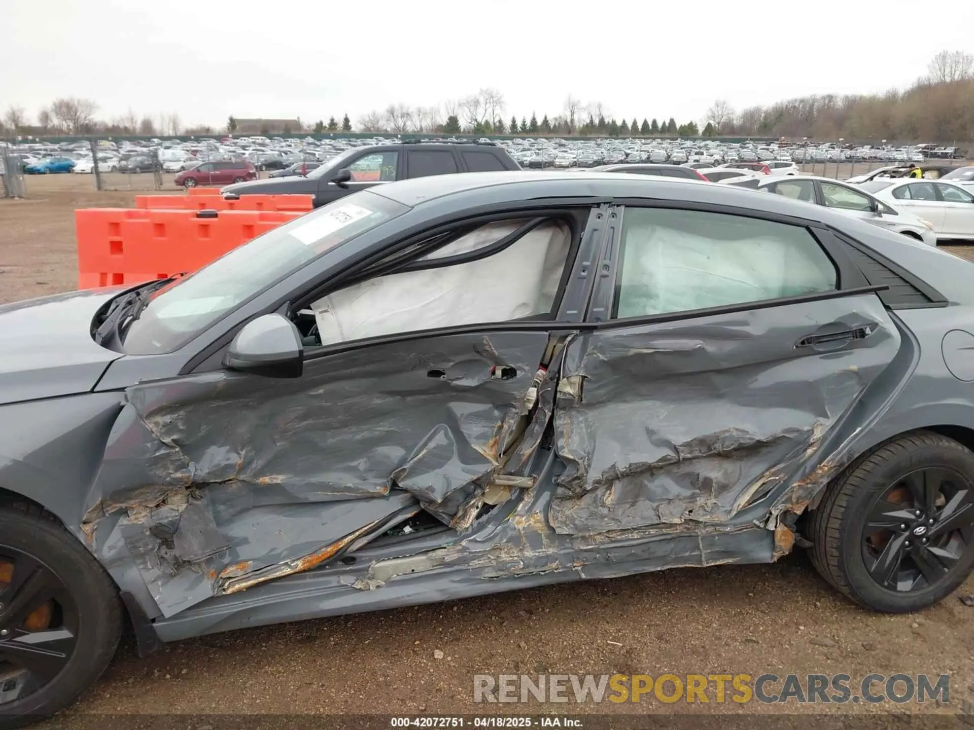6 fotografías del automóvil dañado KMHLM4AG0NU343939 HYUNDAI ELANTRA 2022