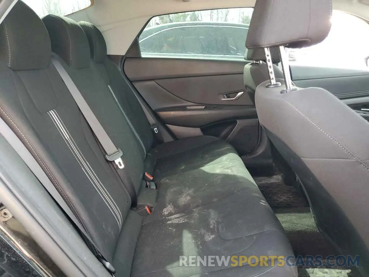 11 fotografías del automóvil dañado KMHLM4AG3NU282974 HYUNDAI ELANTRA 2022