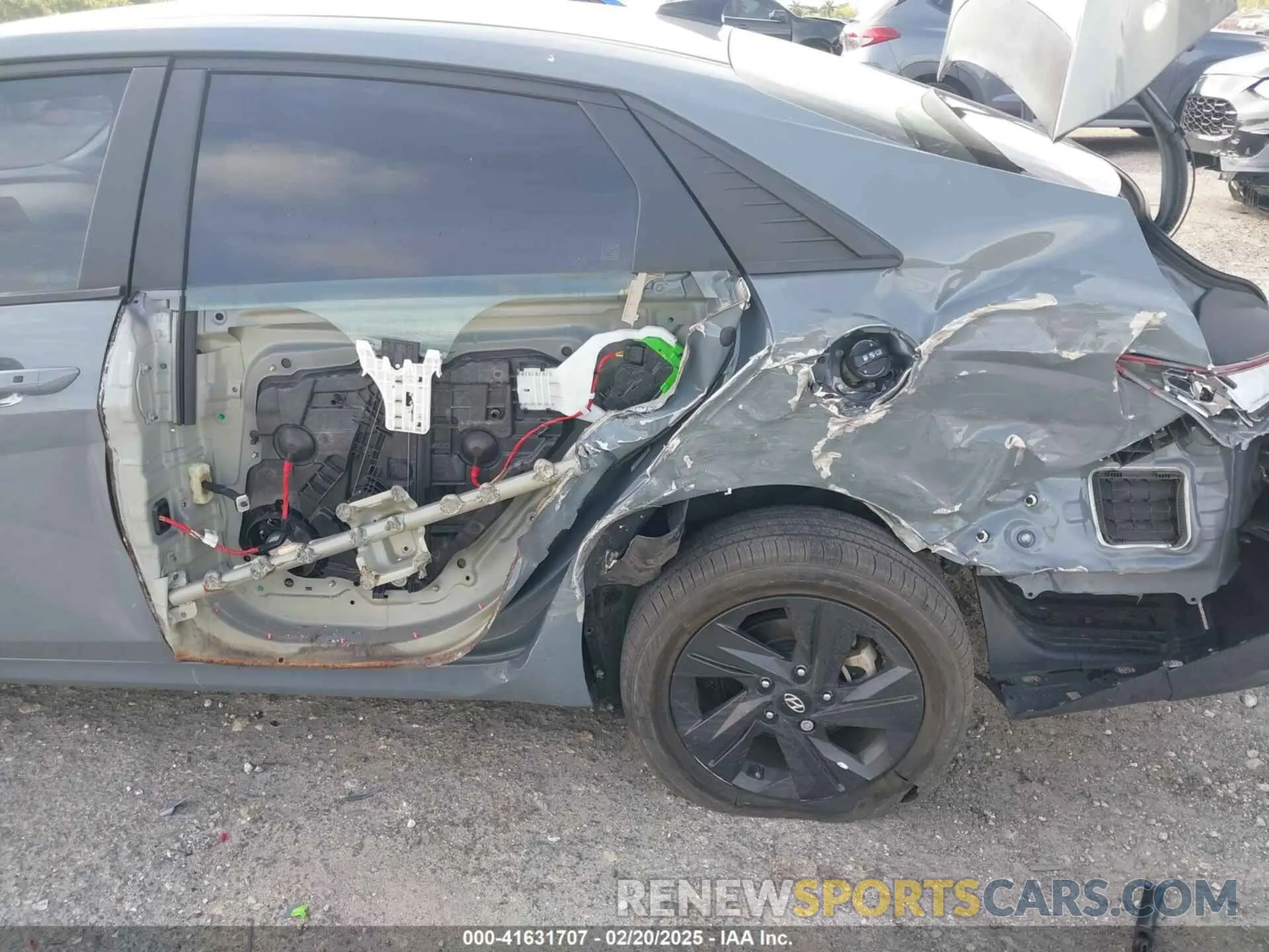 6 fotografías del automóvil dañado KMHLM4AG3NU328691 HYUNDAI ELANTRA 2022