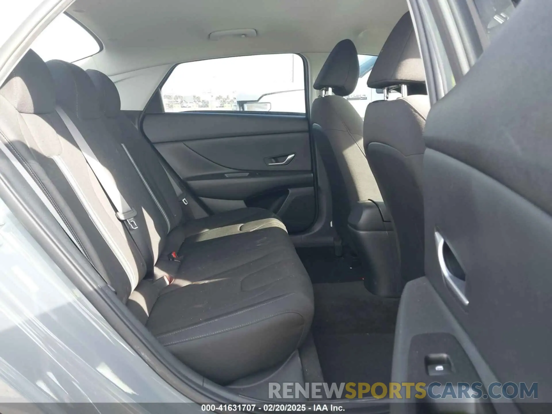 8 fotografías del automóvil dañado KMHLM4AG3NU328691 HYUNDAI ELANTRA 2022