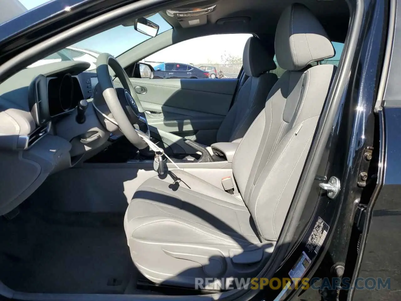7 fotografías del automóvil dañado KMHLM4AG3NU344678 HYUNDAI ELANTRA 2022