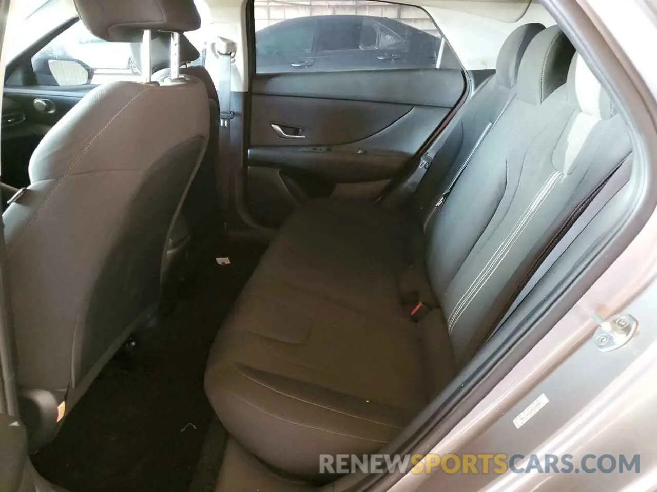 10 fotografías del automóvil dañado KMHLM4AG4NU240863 HYUNDAI ELANTRA 2022