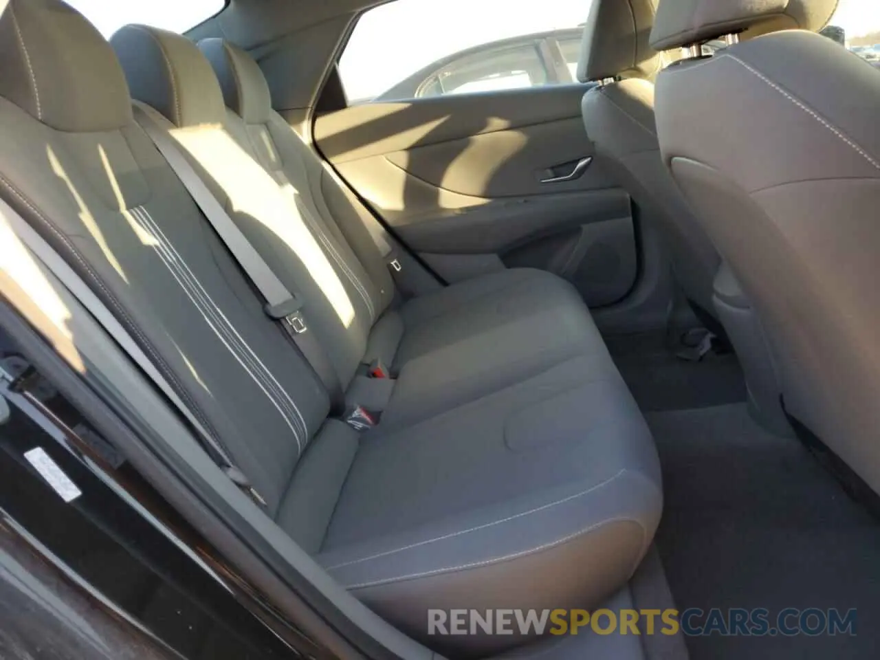 10 fotografías del automóvil dañado KMHLM4AG4NU312256 HYUNDAI ELANTRA 2022