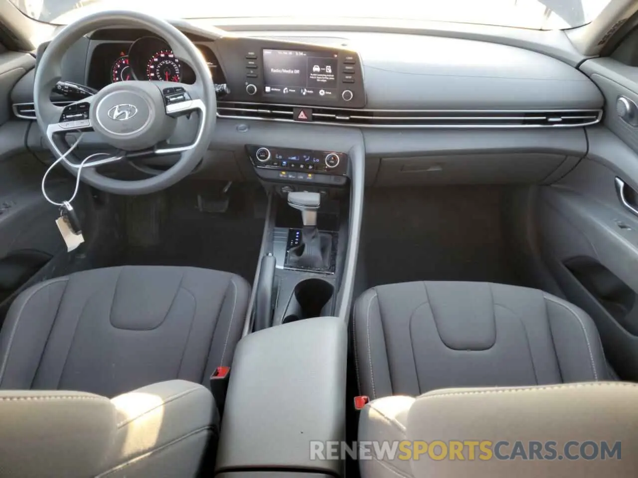 8 fotografías del automóvil dañado KMHLM4AG4NU312256 HYUNDAI ELANTRA 2022