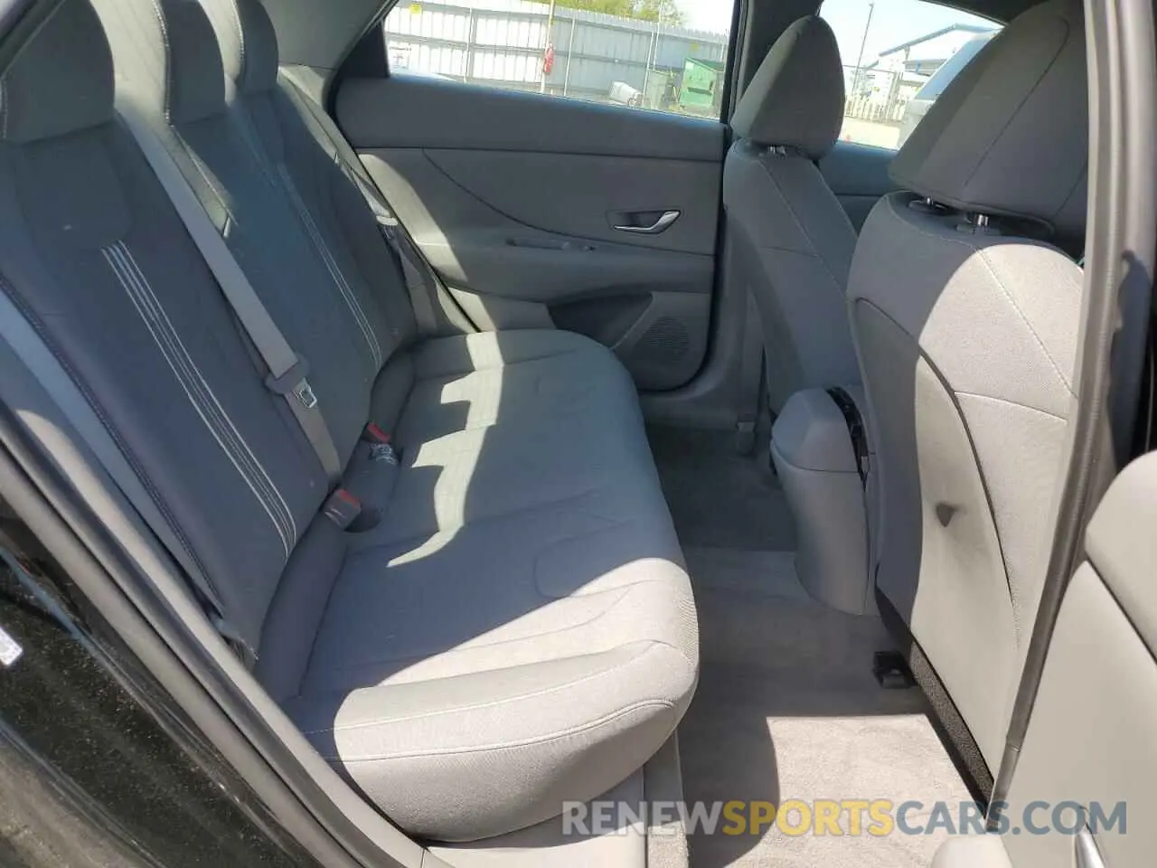 10 fotografías del automóvil dañado KMHLM4AG7NU243840 HYUNDAI ELANTRA 2022