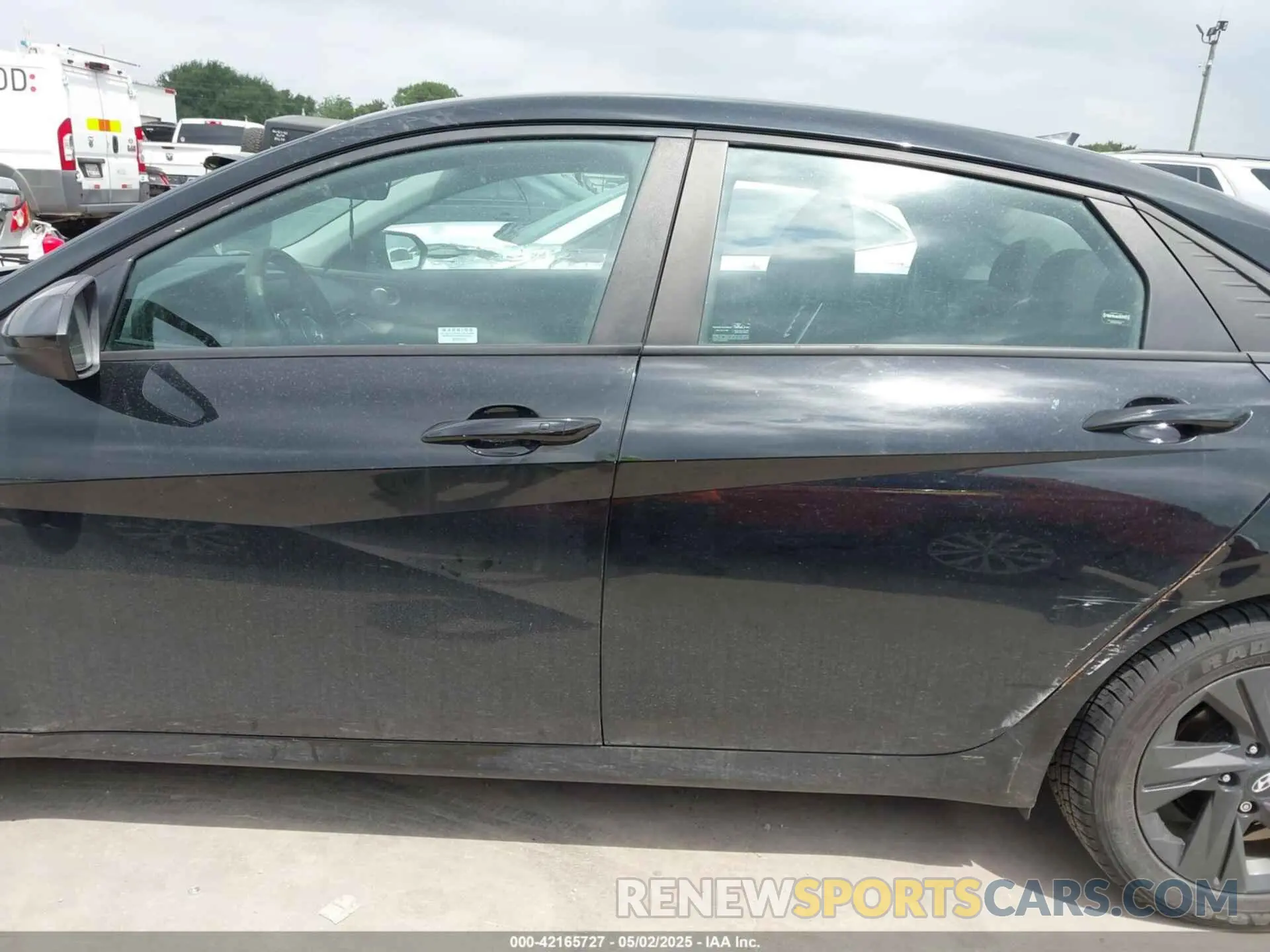 15 fotografías del automóvil dañado KMHLM4AG9NU218972 HYUNDAI ELANTRA 2022