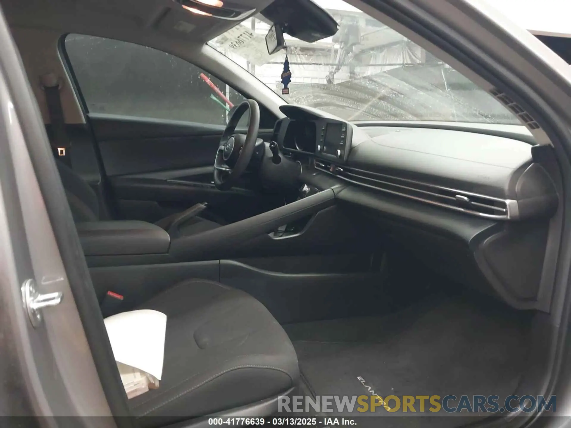 5 fotografías del automóvil dañado KMHLM4AG9NU271624 HYUNDAI ELANTRA 2022