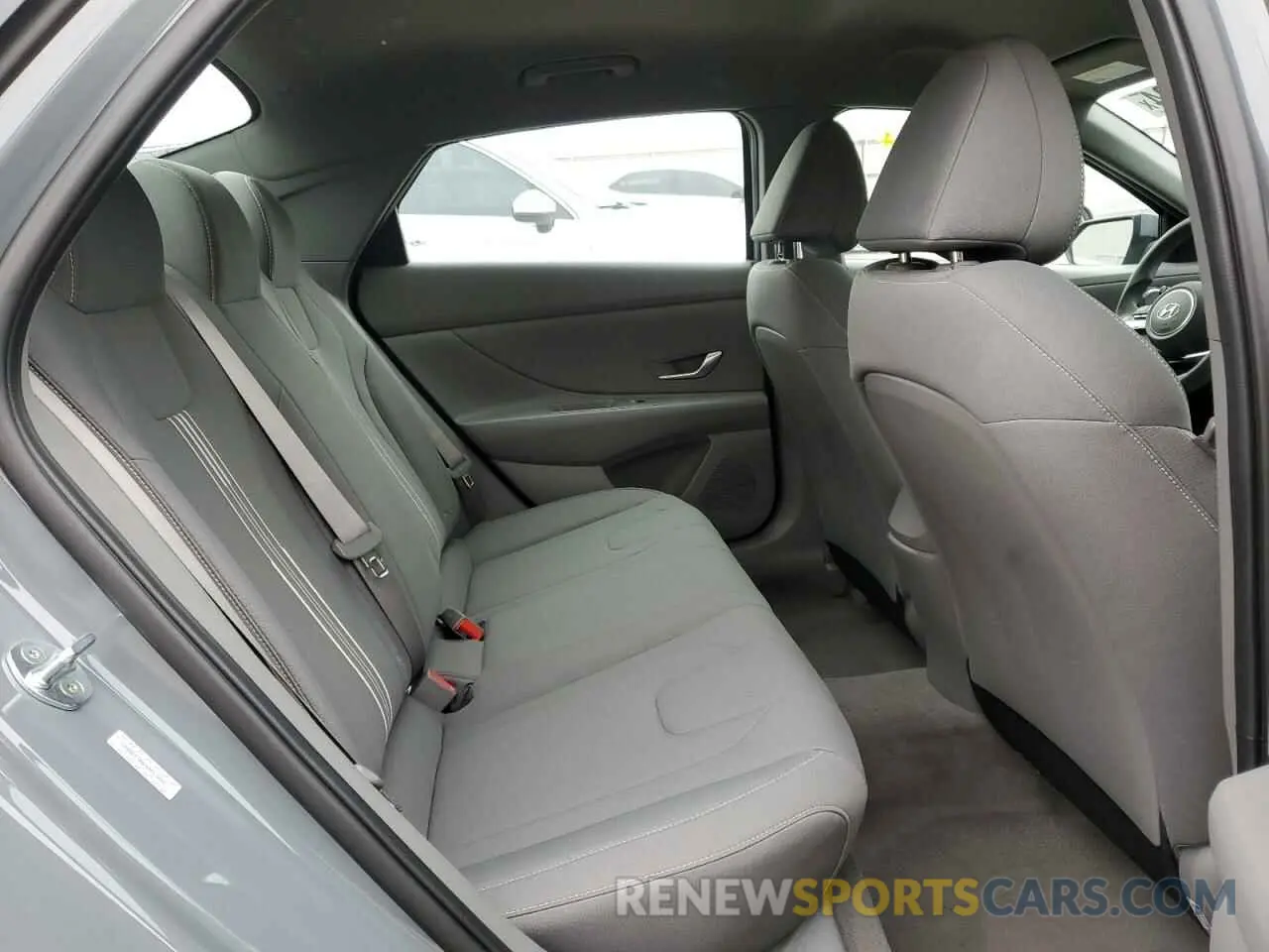 10 fotografías del automóvil dañado KMHLM4AG9NU348847 HYUNDAI ELANTRA 2022