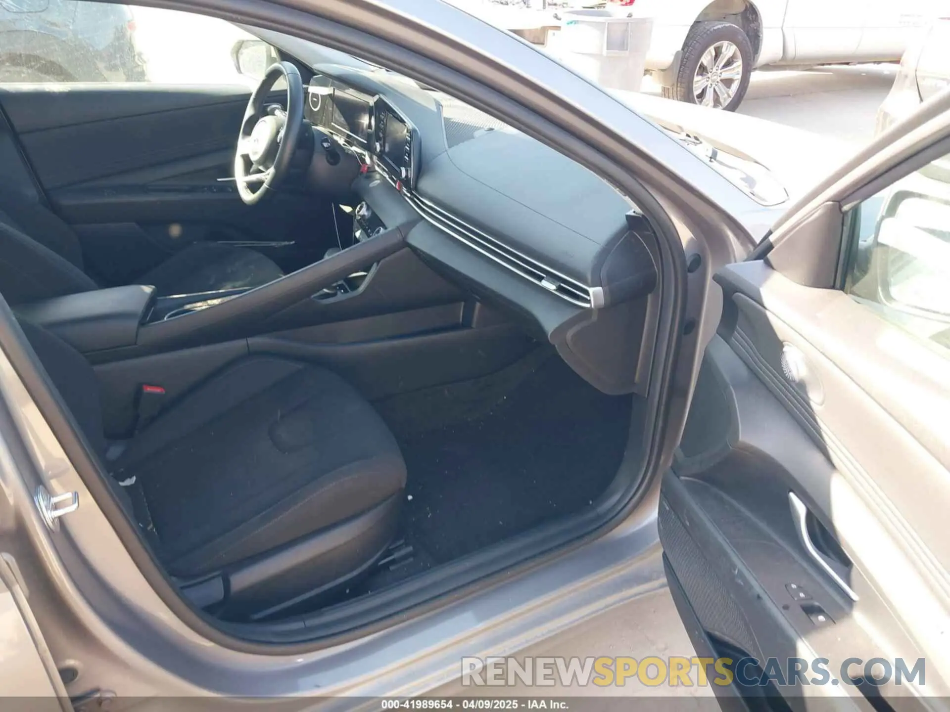 5 fotografías del automóvil dañado KMHLN4AG5NU357557 HYUNDAI ELANTRA 2022