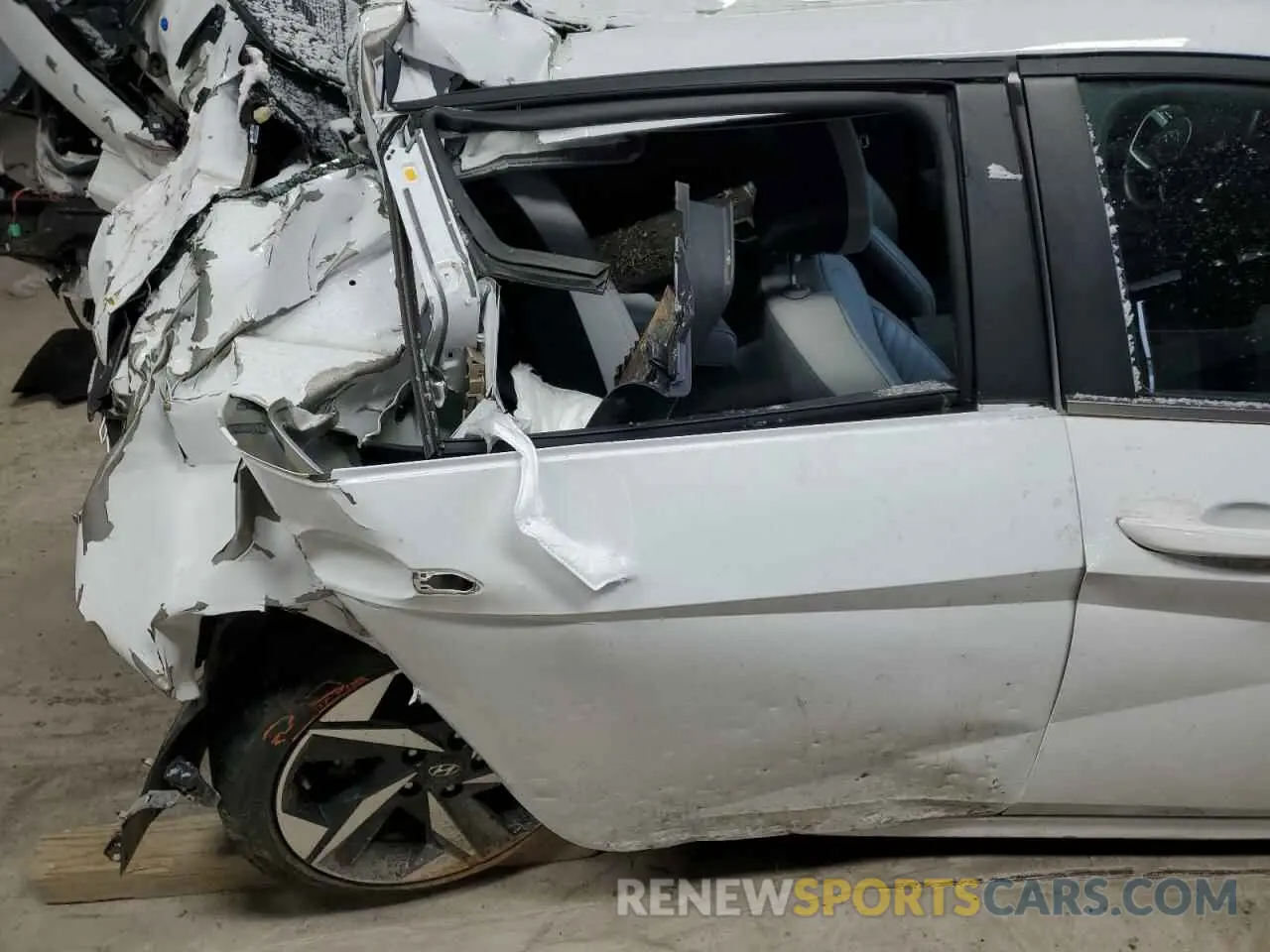 10 fotografías del automóvil dañado KMHLN4AJ4NU027372 HYUNDAI ELANTRA 2022