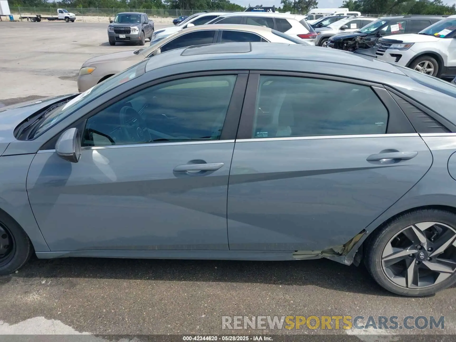 14 fotografías del automóvil dañado KMHLP4AG7NU342665 HYUNDAI ELANTRA 2022