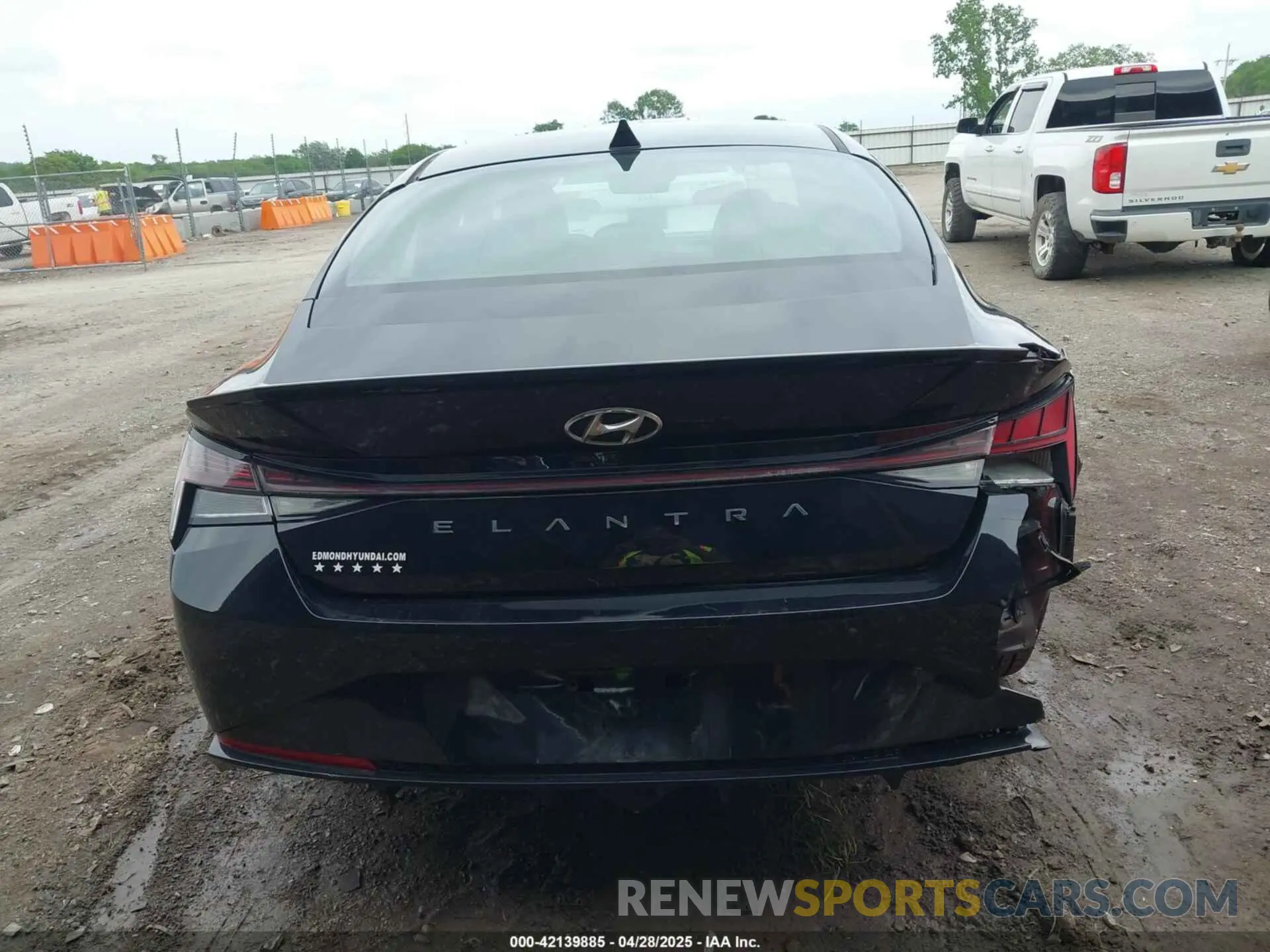 16 fotografías del automóvil dañado KMHLR4AF4NU267277 HYUNDAI ELANTRA 2022