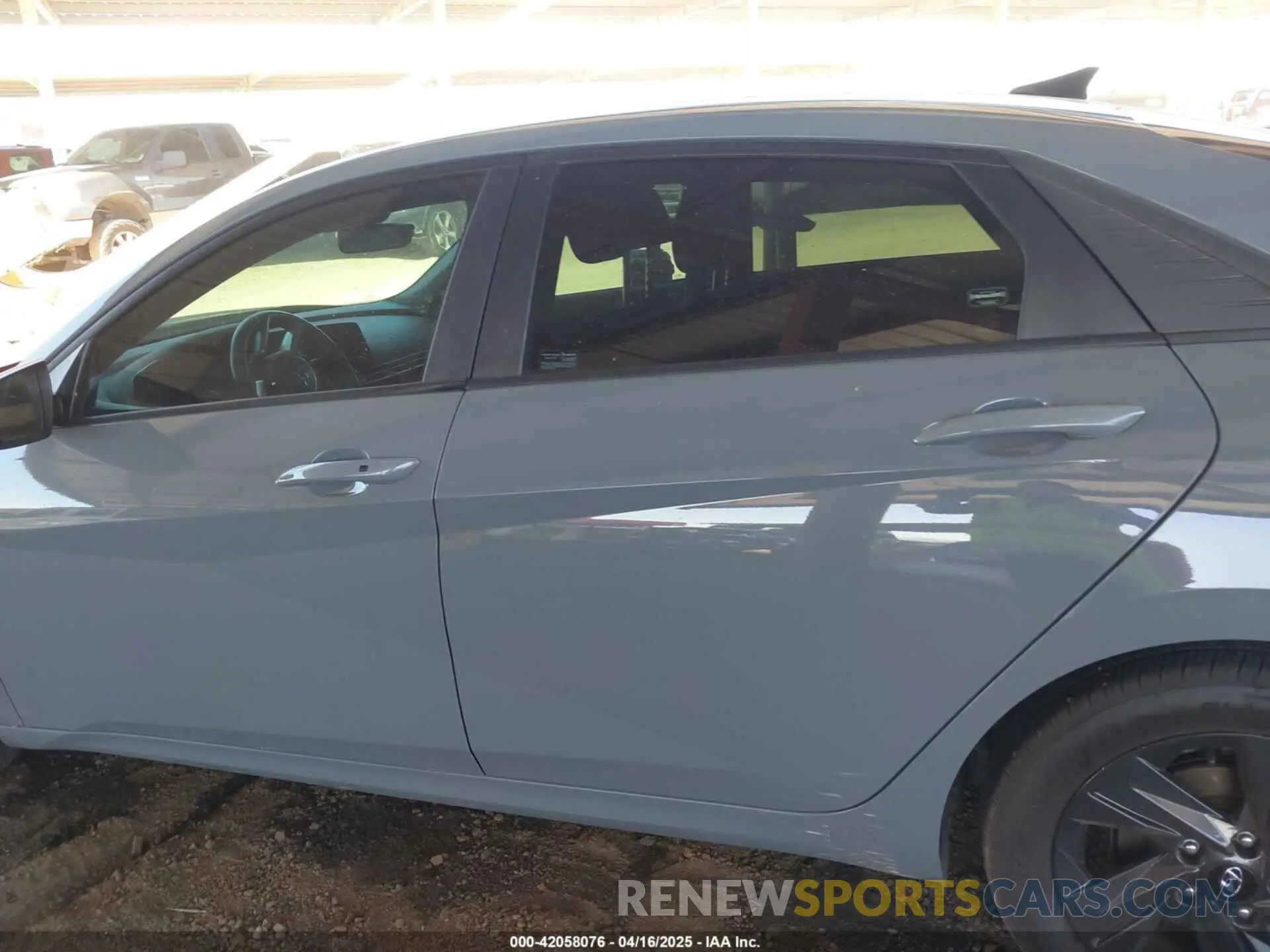 13 fotografías del automóvil dañado KMHLS4AG6NU216943 HYUNDAI ELANTRA 2022