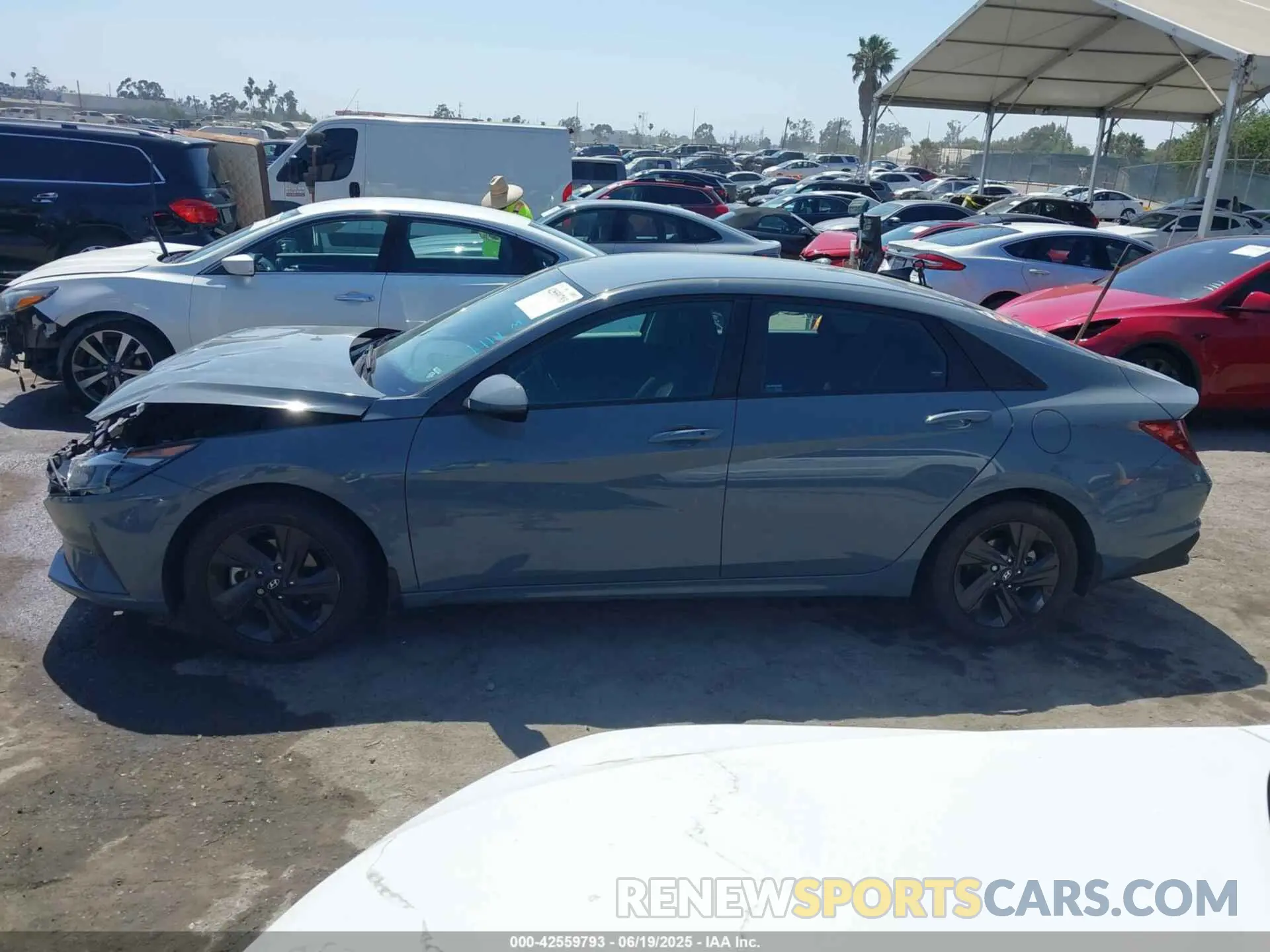 15 fotografías del automóvil dañado KMHLS4AG7NU217969 HYUNDAI ELANTRA 2022