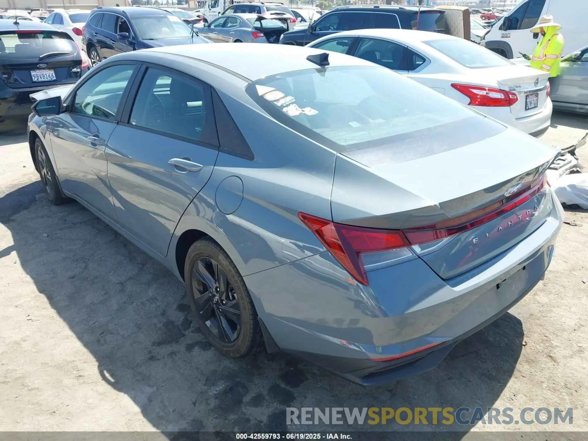 3 fotografías del automóvil dañado KMHLS4AG7NU217969 HYUNDAI ELANTRA 2022