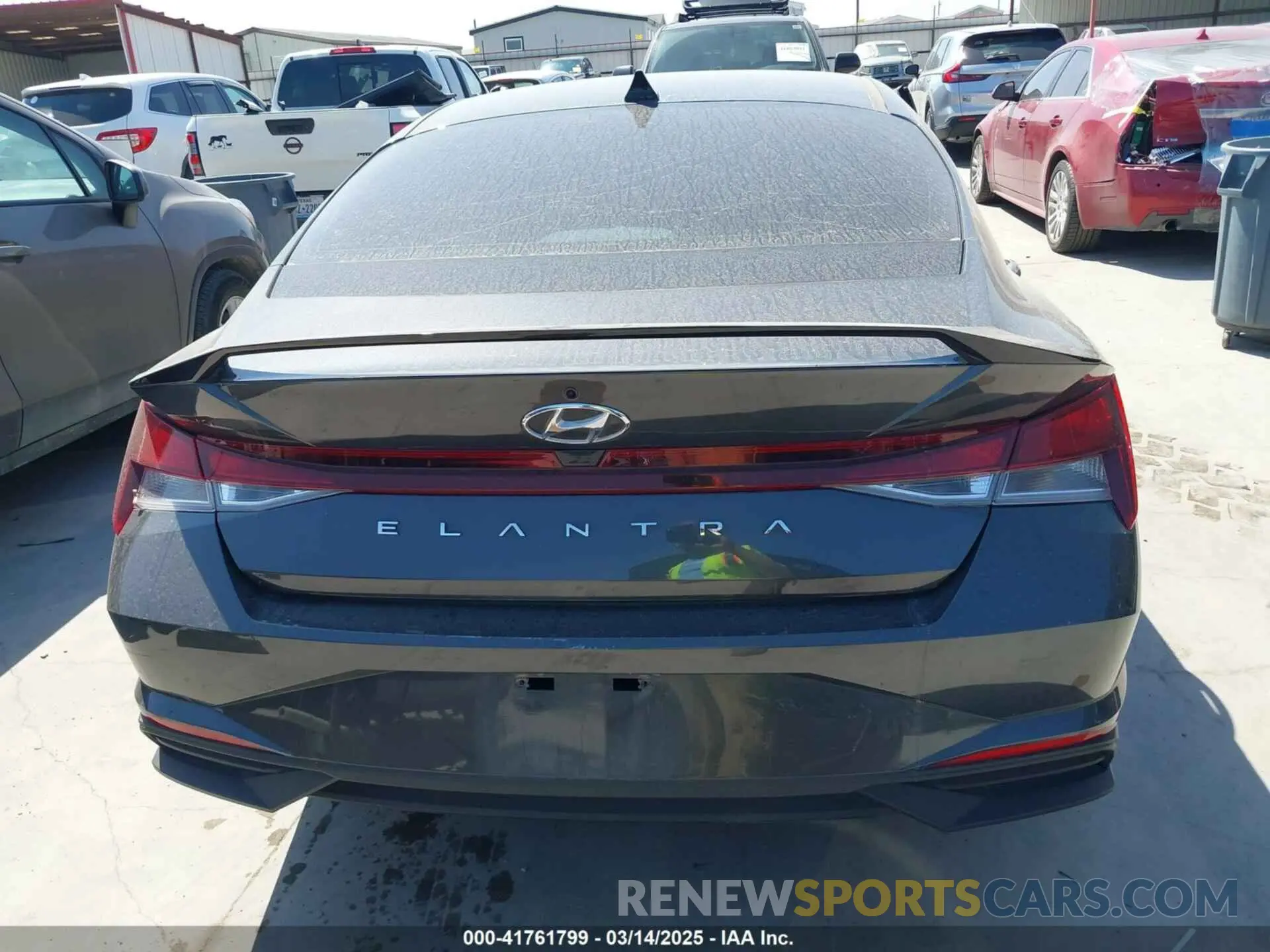 16 fotografías del automóvil dañado 5NPLL4AG2PH110018 HYUNDAI ELANTRA 2023