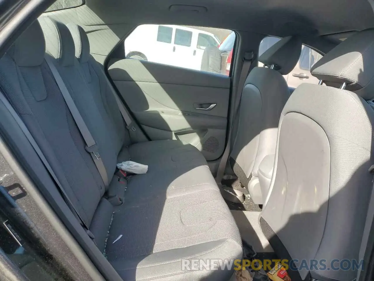 10 fotografías del automóvil dañado 5NPLL4AG4PH092119 HYUNDAI ELANTRA 2023