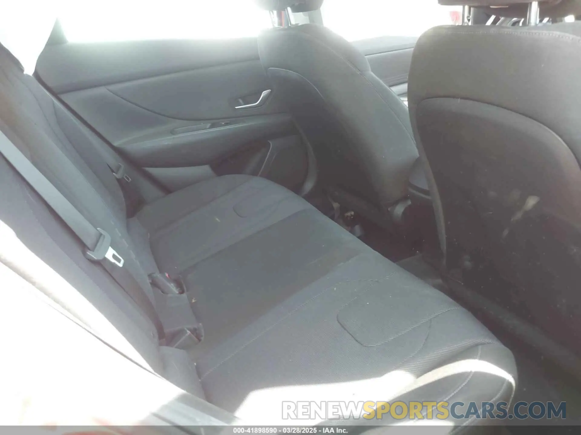 8 fotografías del automóvil dañado 5NPLL4AGXPH114494 HYUNDAI ELANTRA 2023