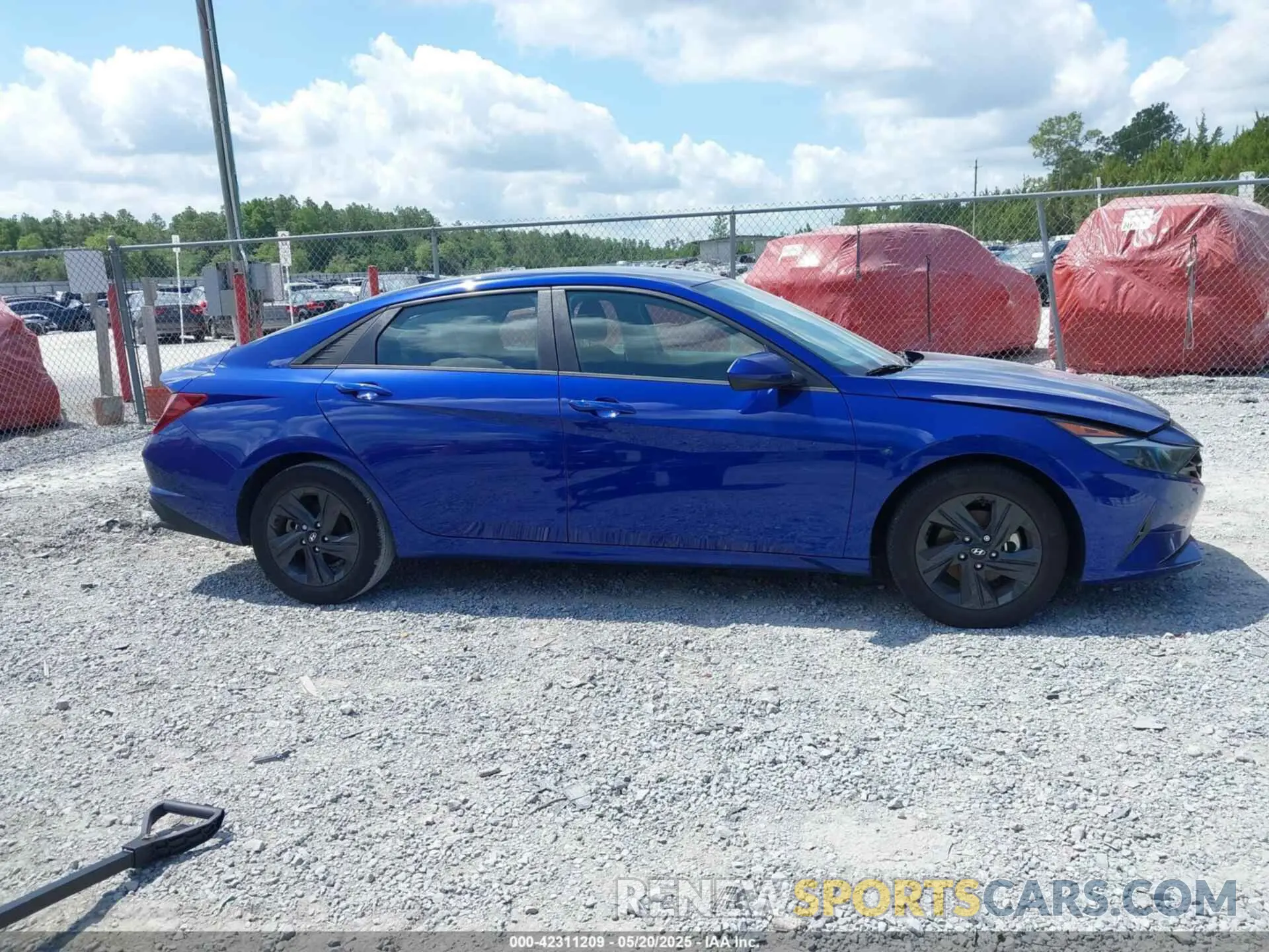 13 fotografías del automóvil dañado 5NPLM4AG0PH117112 HYUNDAI ELANTRA 2023