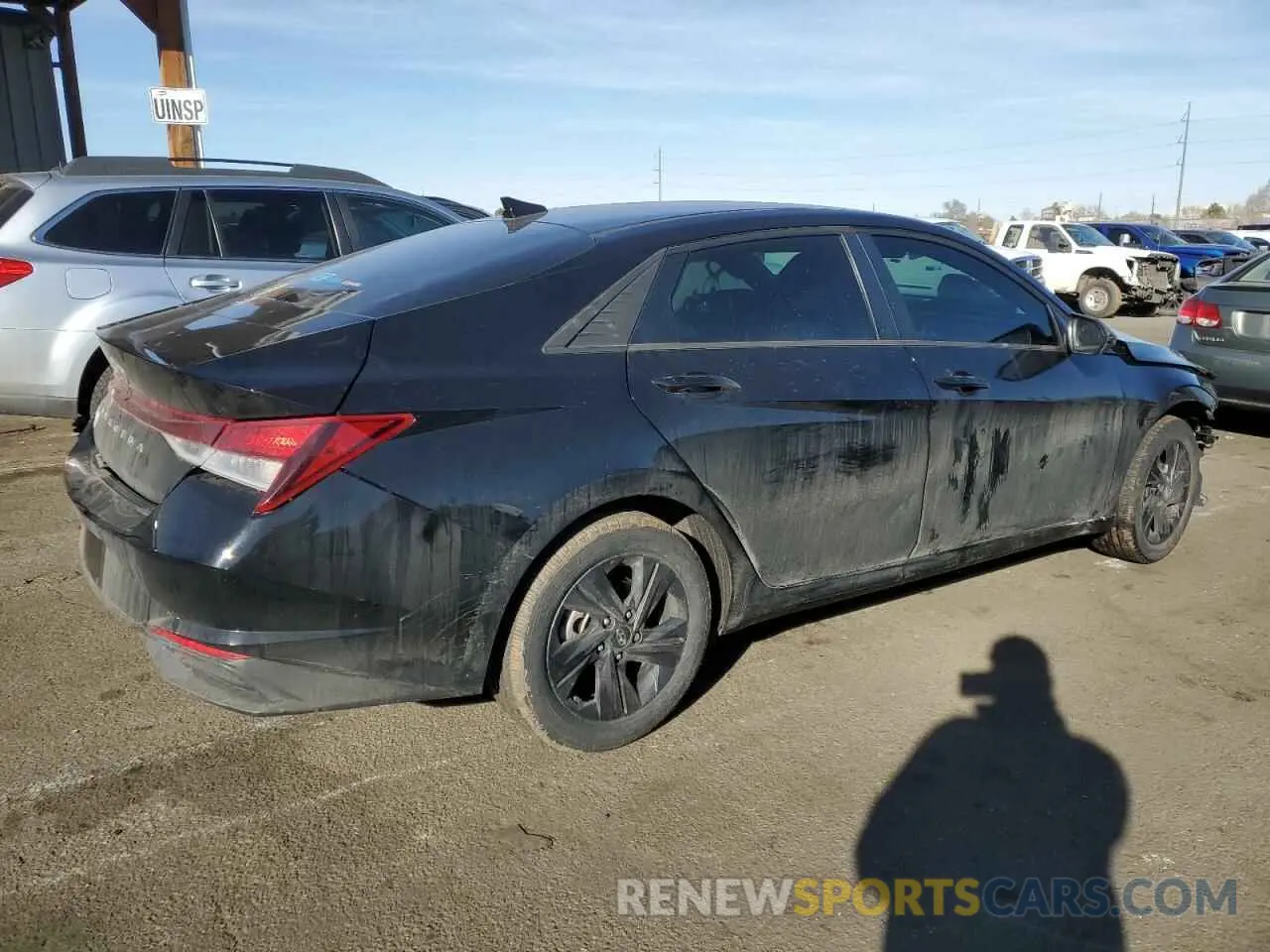 3 fotografías del automóvil dañado 5NPLM4AG1PH095590 HYUNDAI ELANTRA 2023