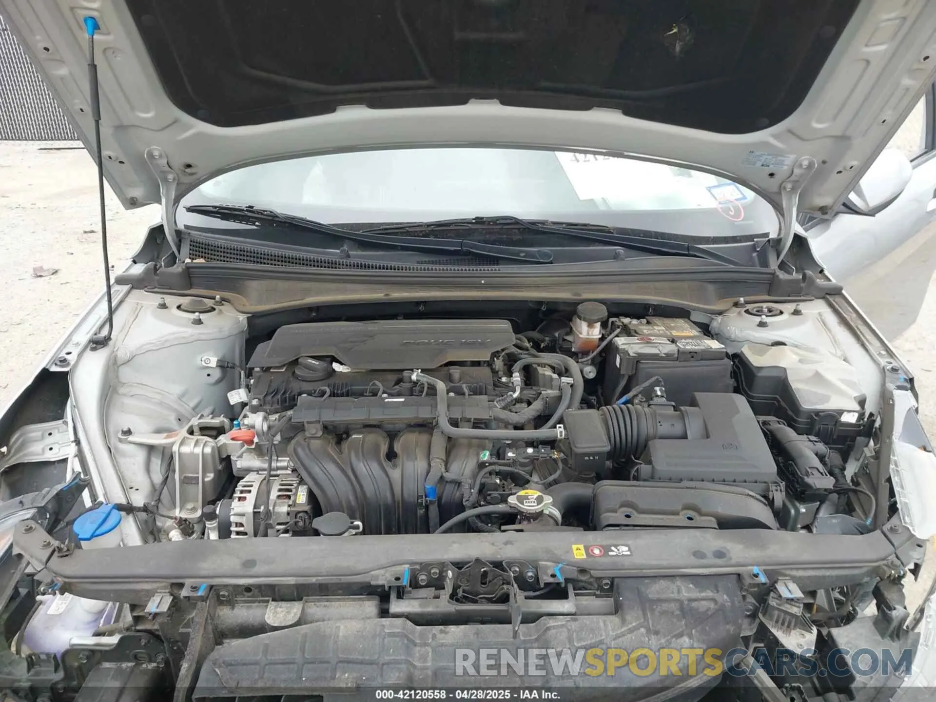 10 fotografías del automóvil dañado 5NPLM4AG1PH103915 HYUNDAI ELANTRA 2023
