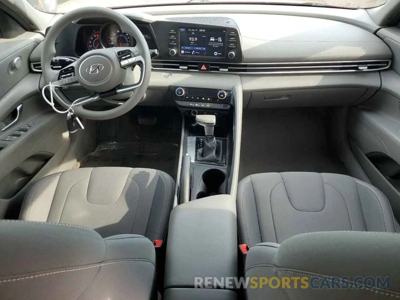 8 fotografías del automóvil dañado 5NPLM4AG3PH103981 HYUNDAI ELANTRA 2023