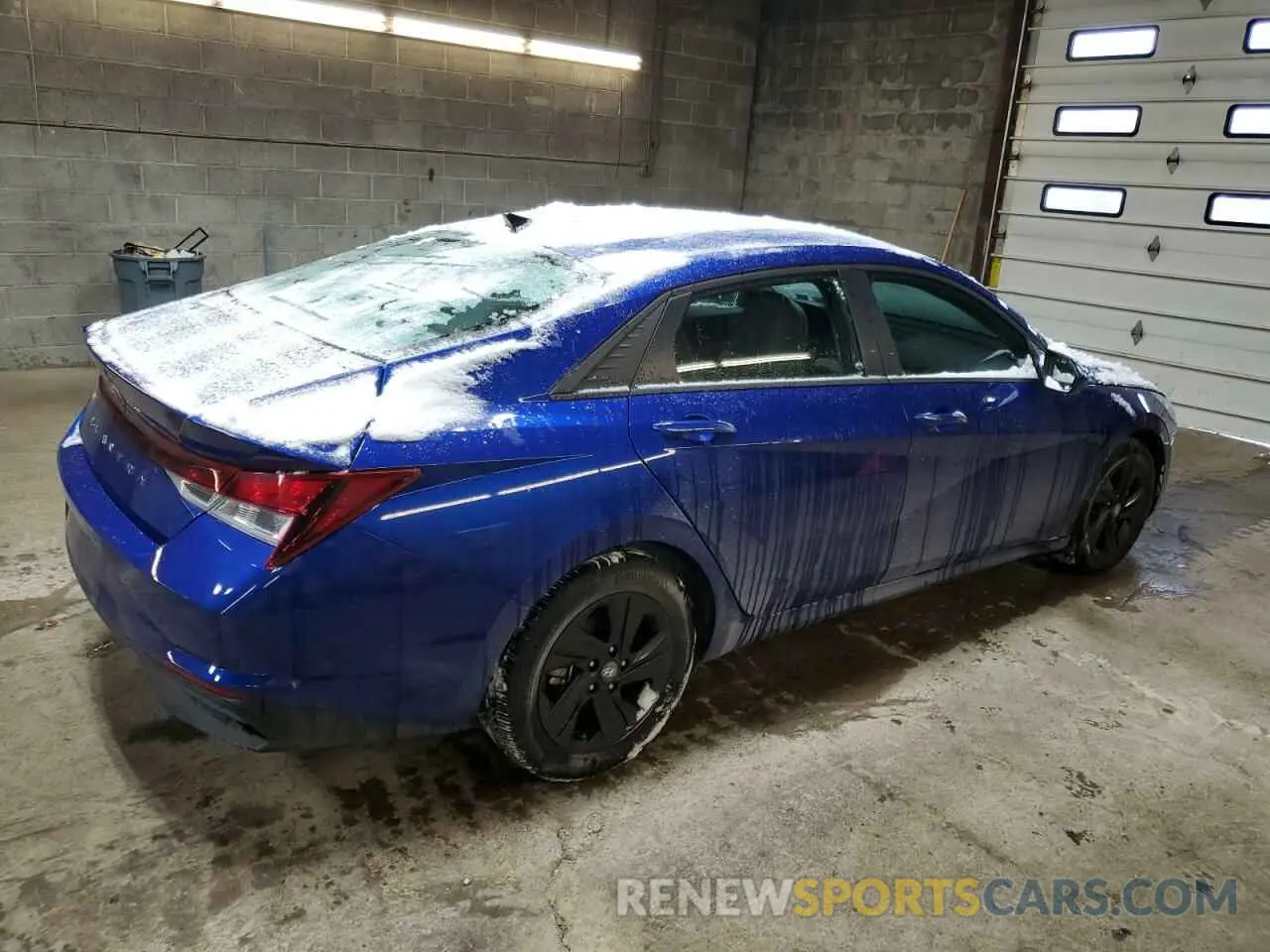 3 fotografías del automóvil dañado 5NPLM4AG4PH107277 HYUNDAI ELANTRA 2023