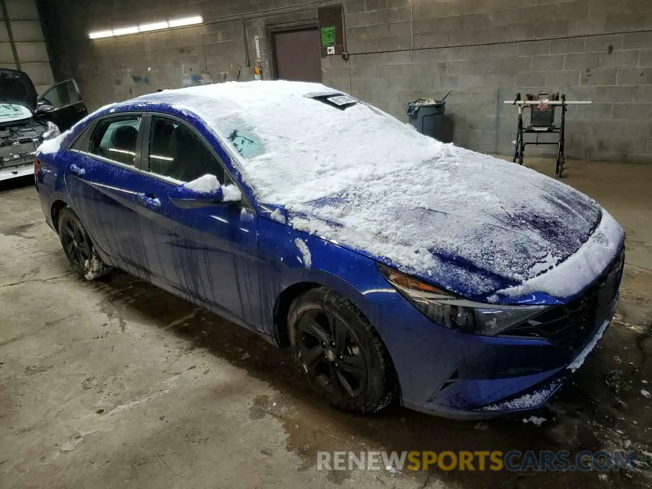 4 fotografías del automóvil dañado 5NPLM4AG4PH107277 HYUNDAI ELANTRA 2023