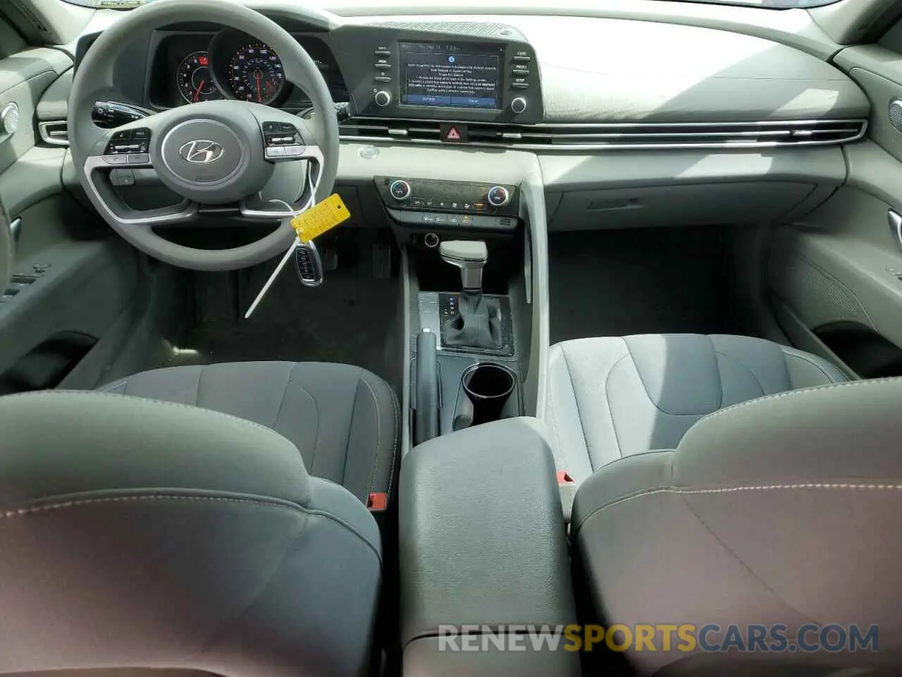 8 fotografías del automóvil dañado 5NPLM4AG6PH094189 HYUNDAI ELANTRA 2023