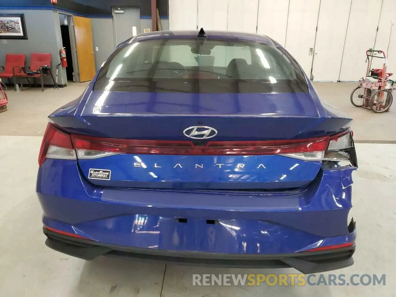 6 fotografías del automóvil dañado 5NPLM4AG6PH108222 HYUNDAI ELANTRA 2023