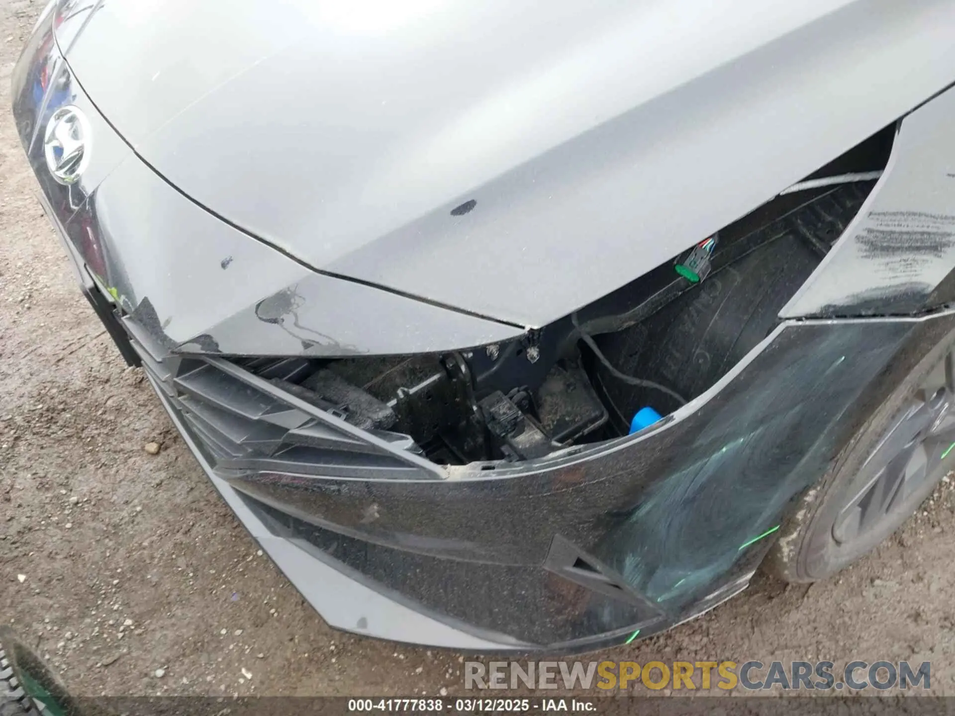 19 fotografías del automóvil dañado 5NPLM4AG7PH090765 HYUNDAI ELANTRA 2023