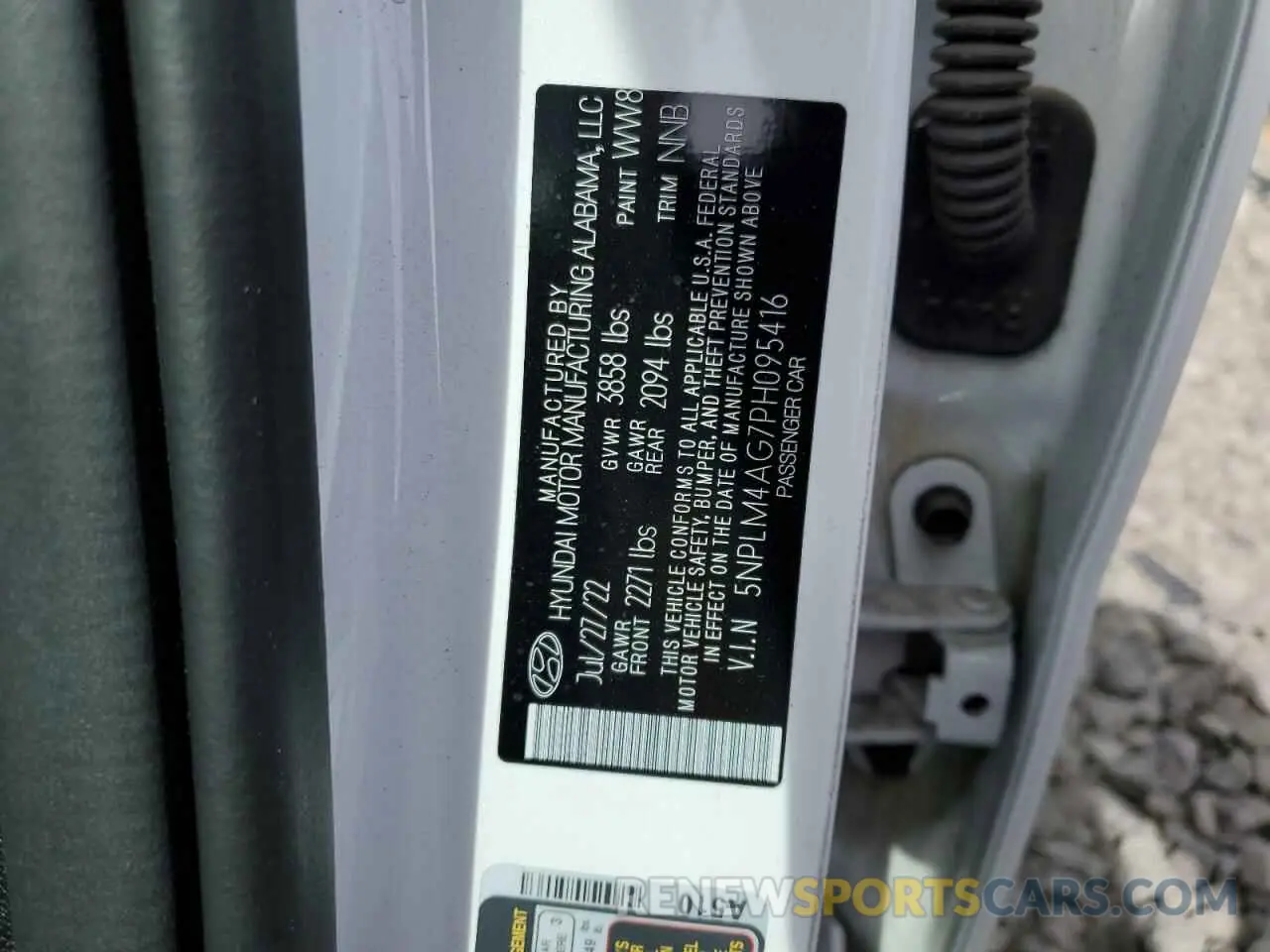 12 fotografías del automóvil dañado 5NPLM4AG7PH095416 HYUNDAI ELANTRA 2023